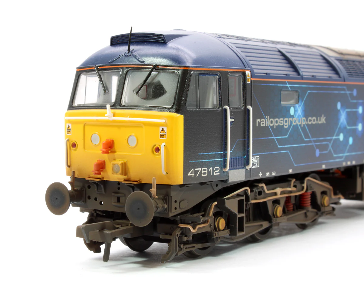 35-412ZDW Highly Detailed Weathered Class 47/4 47812 Rail Operations Group (ROG) Diesel Locomotive - Image 6