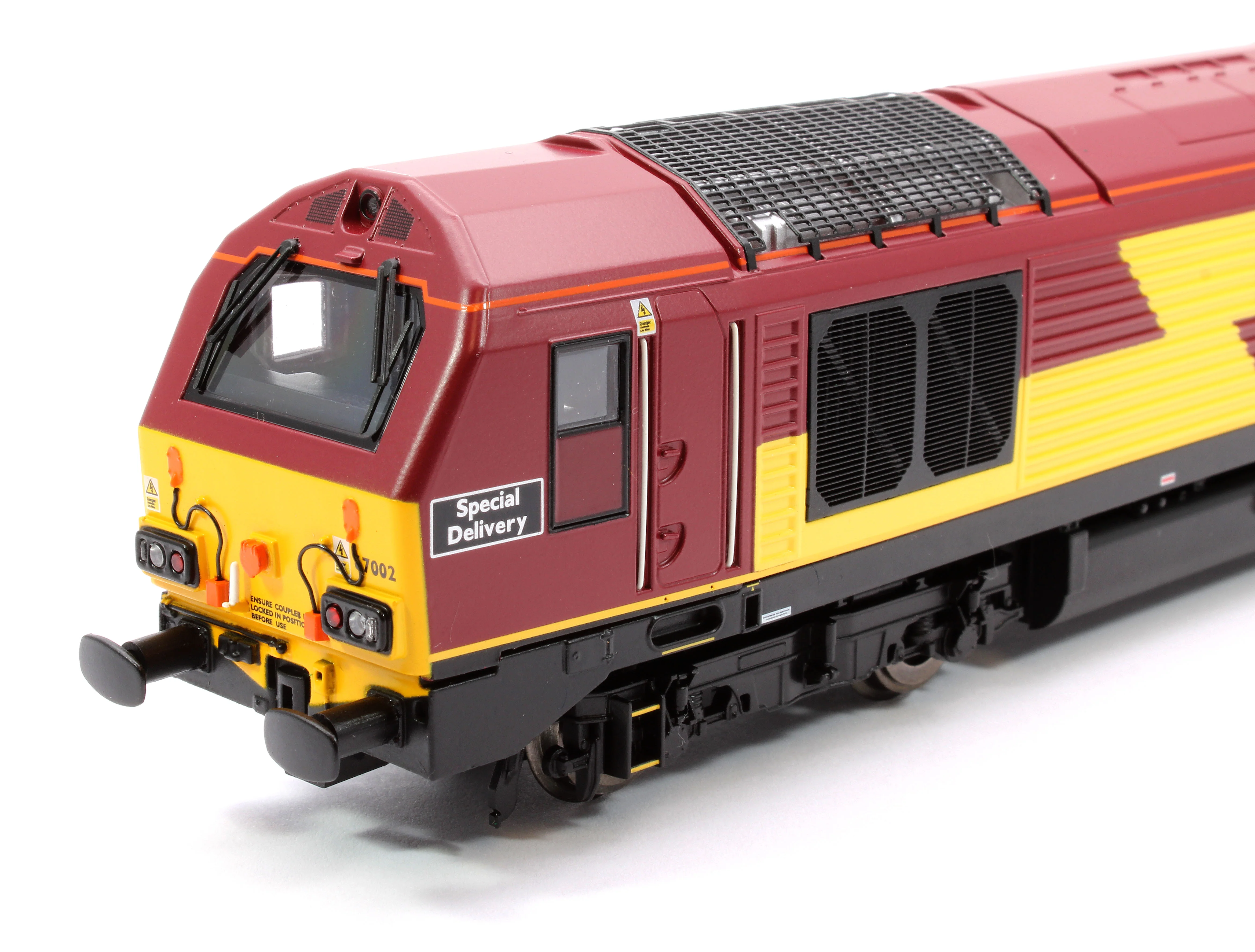 R30251 Class 67 67002 'Special Delivery' Business EWS Train Pack - Image 7