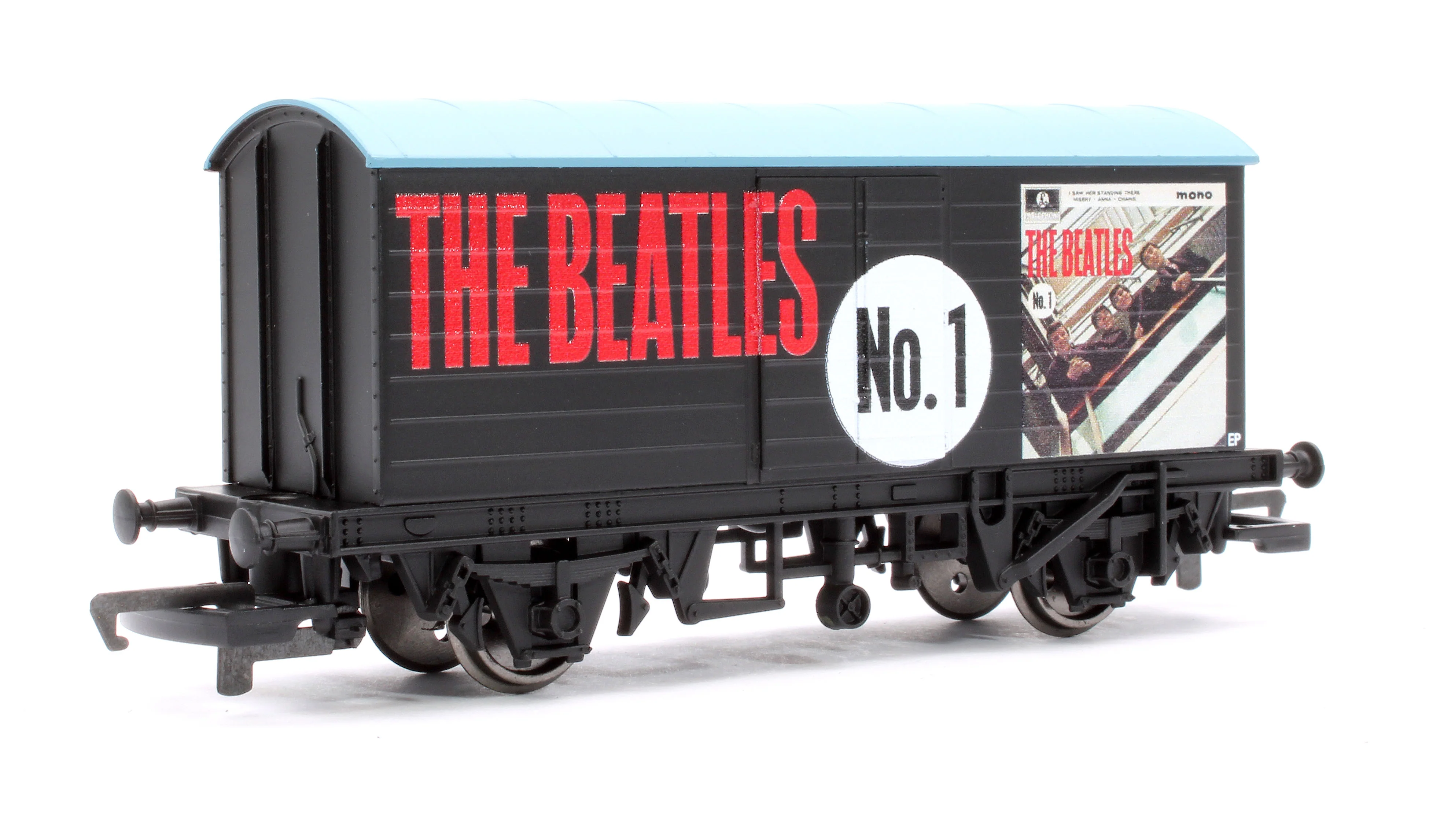R30335 The Beatles The Liverpool Connection: EP Collection Side B Train Pack (Limited Edition) Steam Locomotive - Image 13