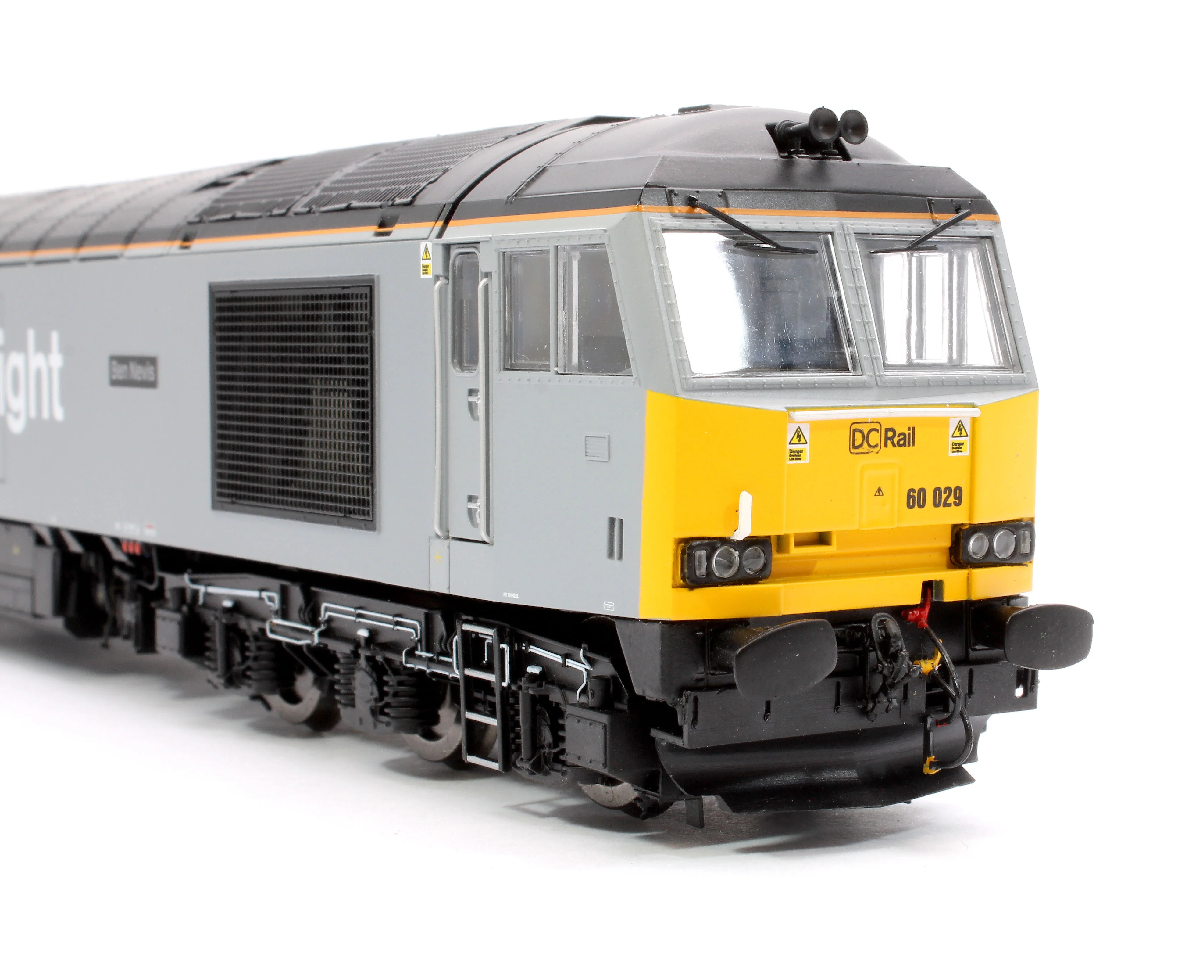R30374 DC Rail Class 60 Co-co 60029 Ben Nevis Diesel Locomotive - Image 10