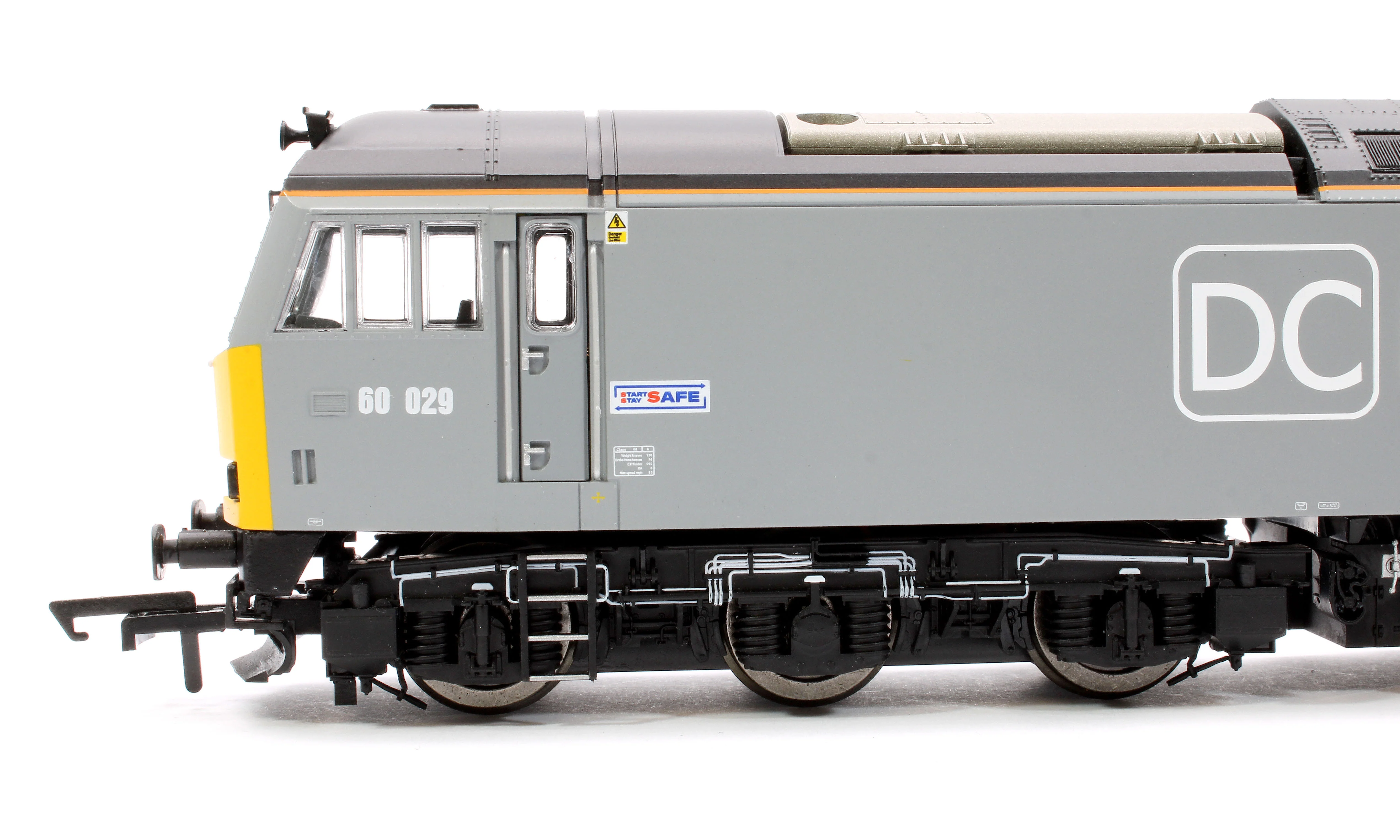 R30374 DC Rail Class 60 Co-co 60029 Ben Nevis Diesel Locomotive - Image 6