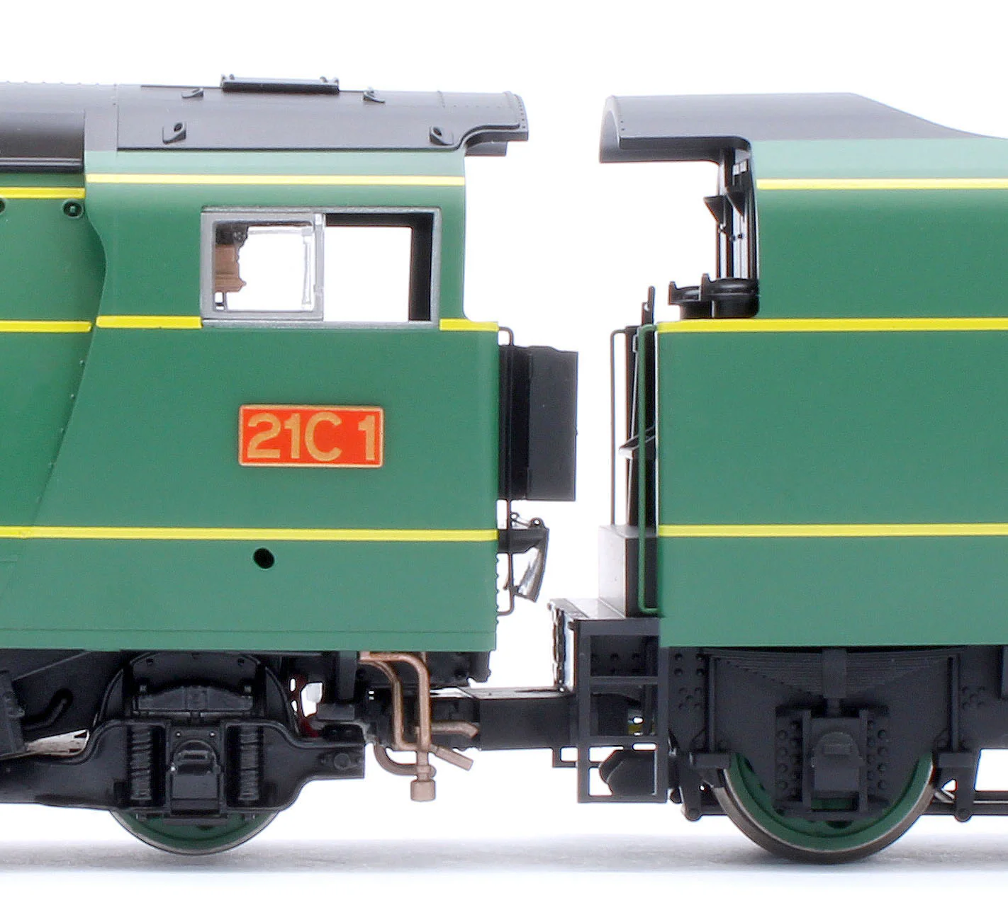 R30399SS SR Merchant Navy Class 4-6-2 21C1 Channel Packet Steam Locomotive - DCC Sound & Steam Generator Fitted - Image 11