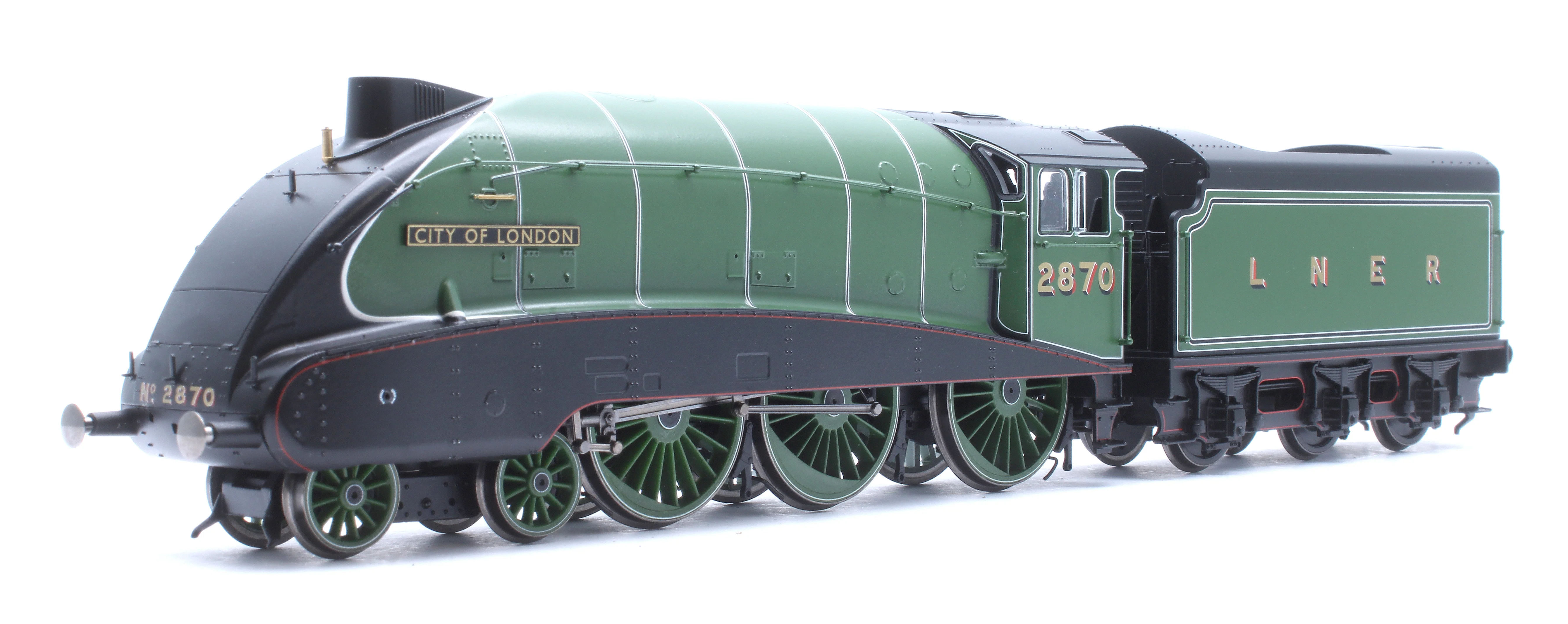 R30406 LNER Streamlined B17 City of London No.2870 Steam Locomotive