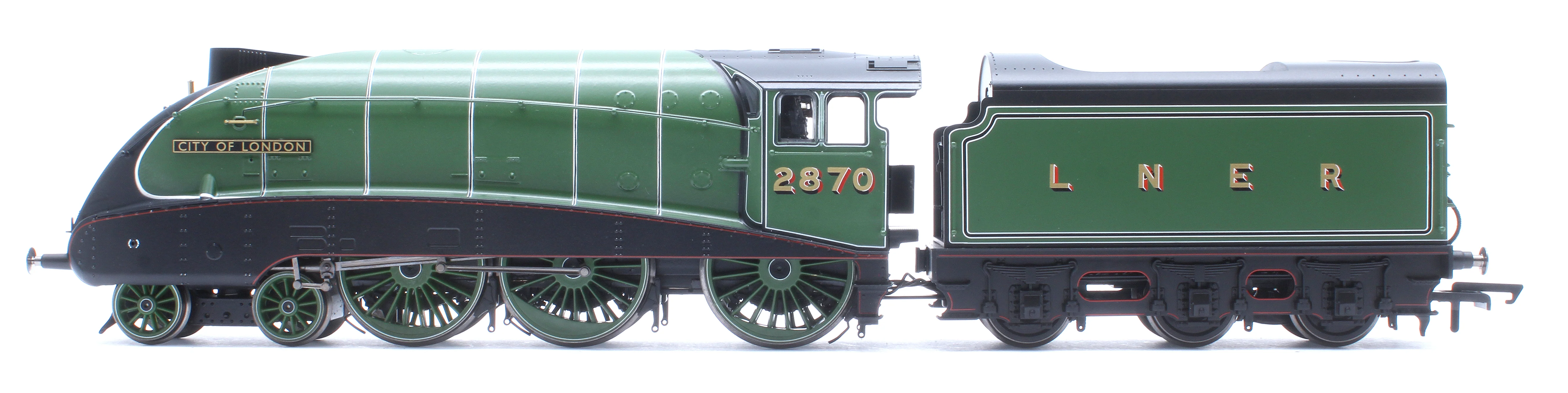 R30406 LNER Streamlined B17 City of London No.2870 Steam Locomotive - Image 6