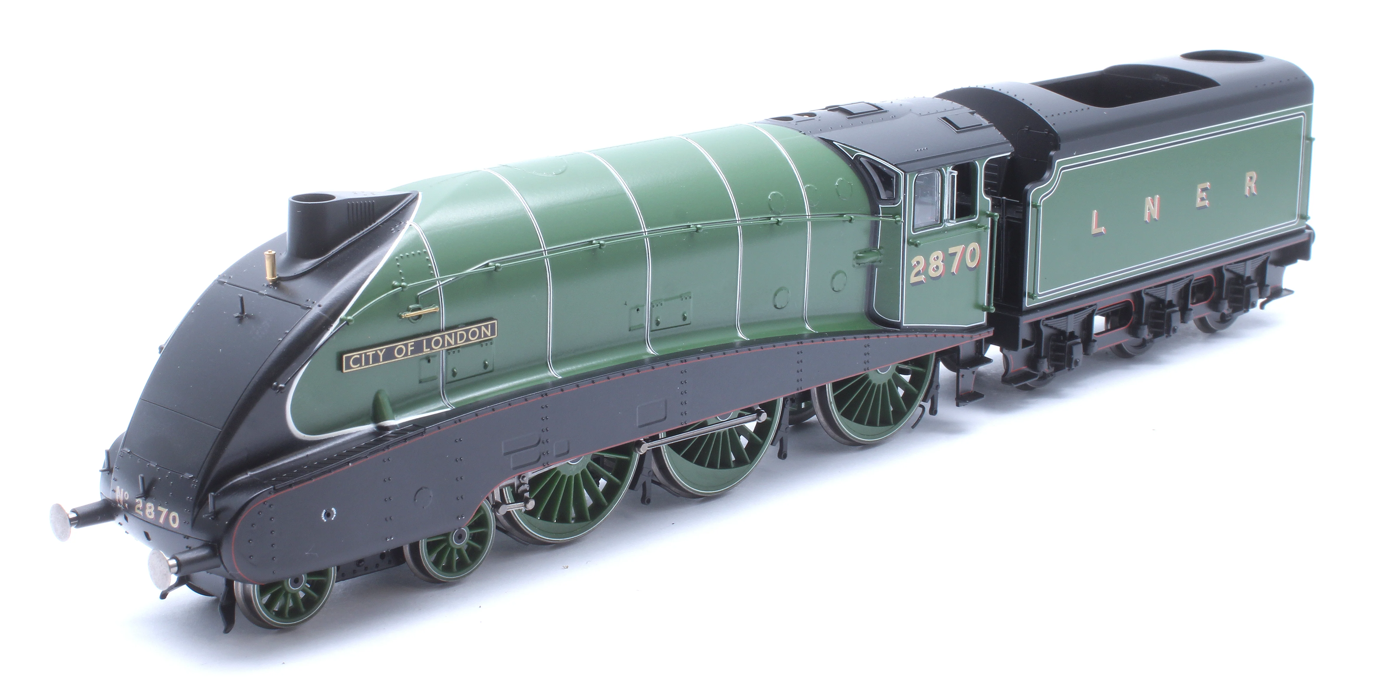 R30406 LNER Streamlined B17 City of London No.2870 Steam Locomotive - Image 7