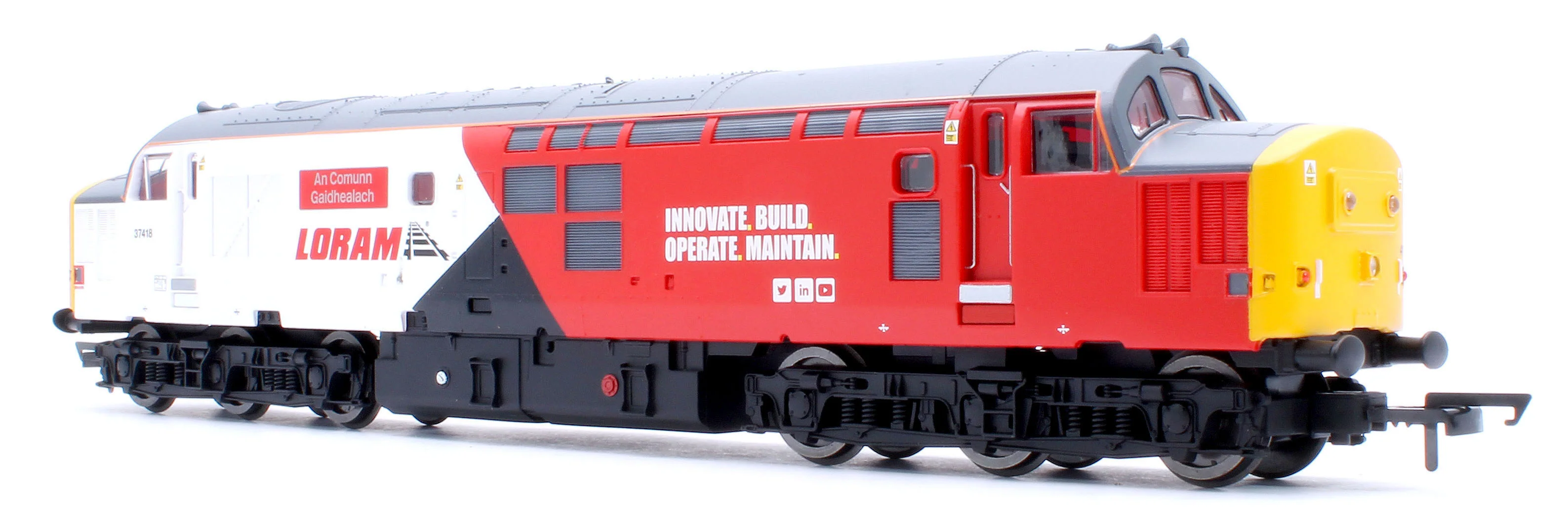 R30436 RailRoad Class 37 Loram 'An Comunn Gaidhealach' 37418 Diesel Locomotive - Image 3