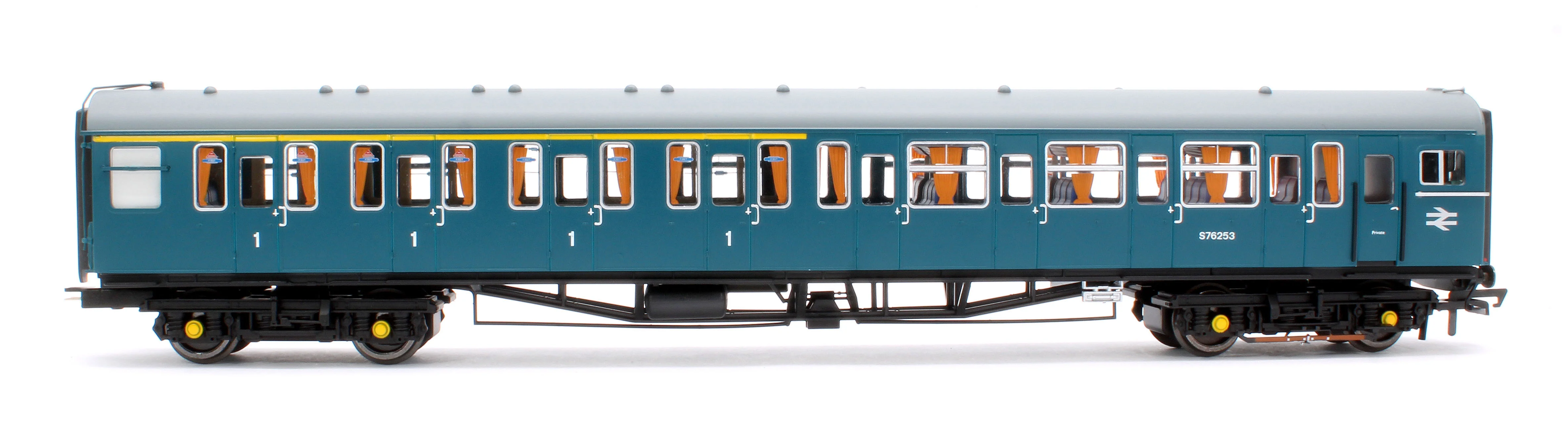 R30447 BR Class 423 - 4 VEP Train Pack - Image 12