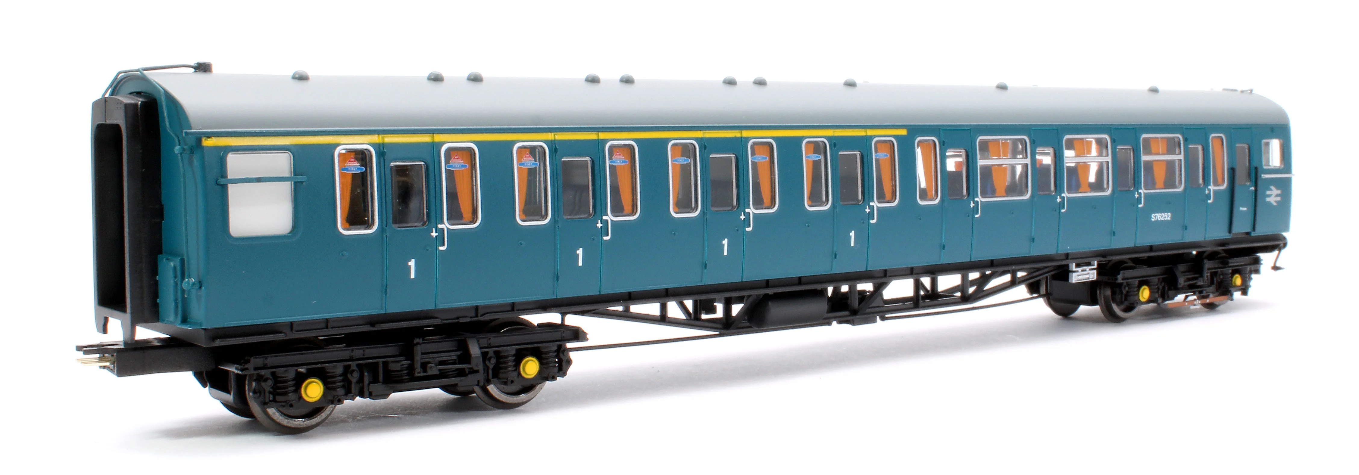 R30447 BR Class 423 - 4 VEP Train Pack - Image 4