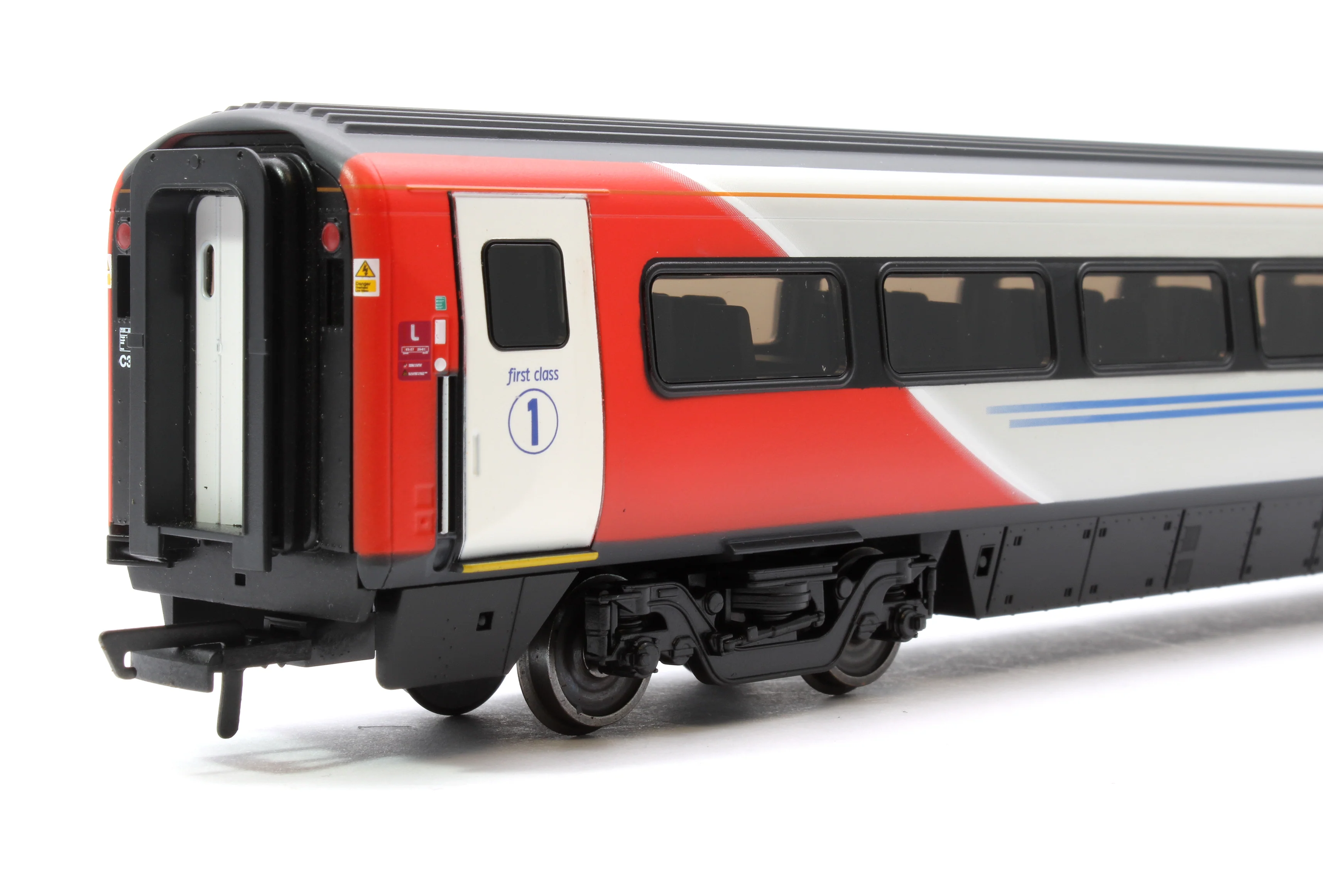 R40149 LNER Mk4 Open First (Accessible Toilet) Coach L 11312 - Image 4