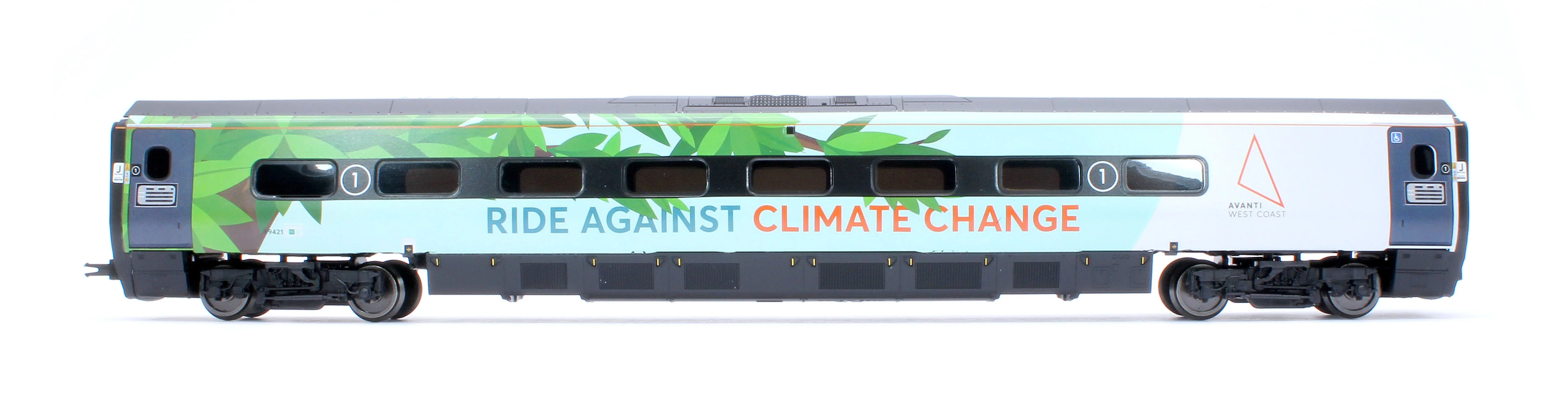R40451 Avanti West Coast Class 390 Climate change Livery Coach Pack 1 69421 + 65321 - Image 8