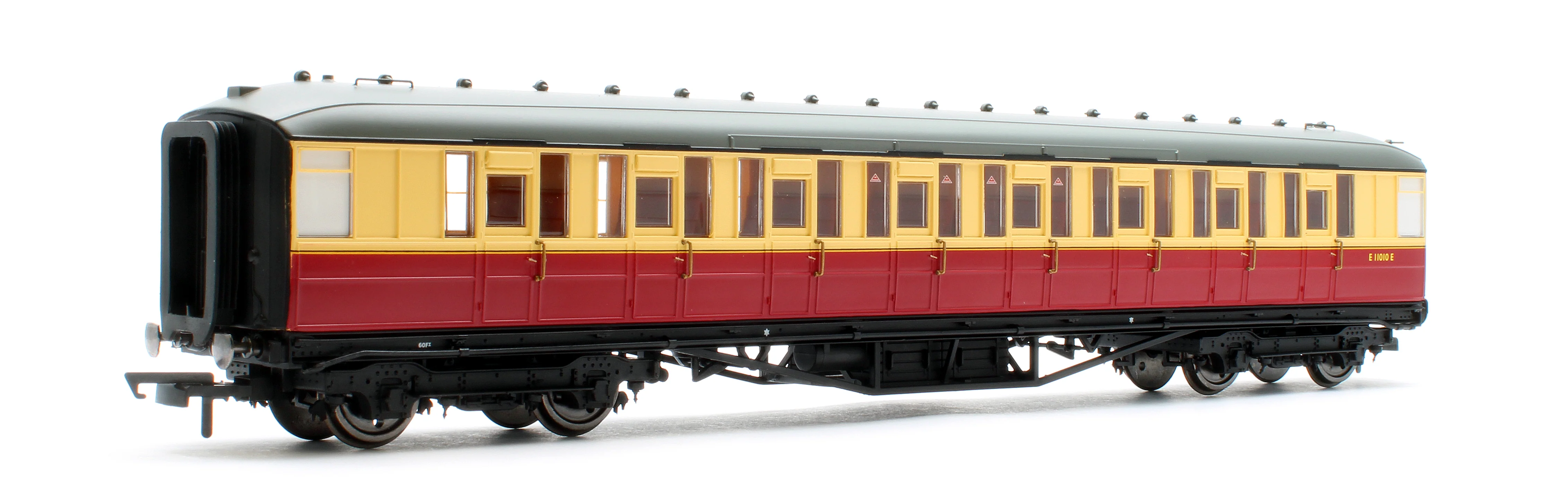 R40458 BR Gresley Corridor Crimson and cream 3rd class No.E11010E