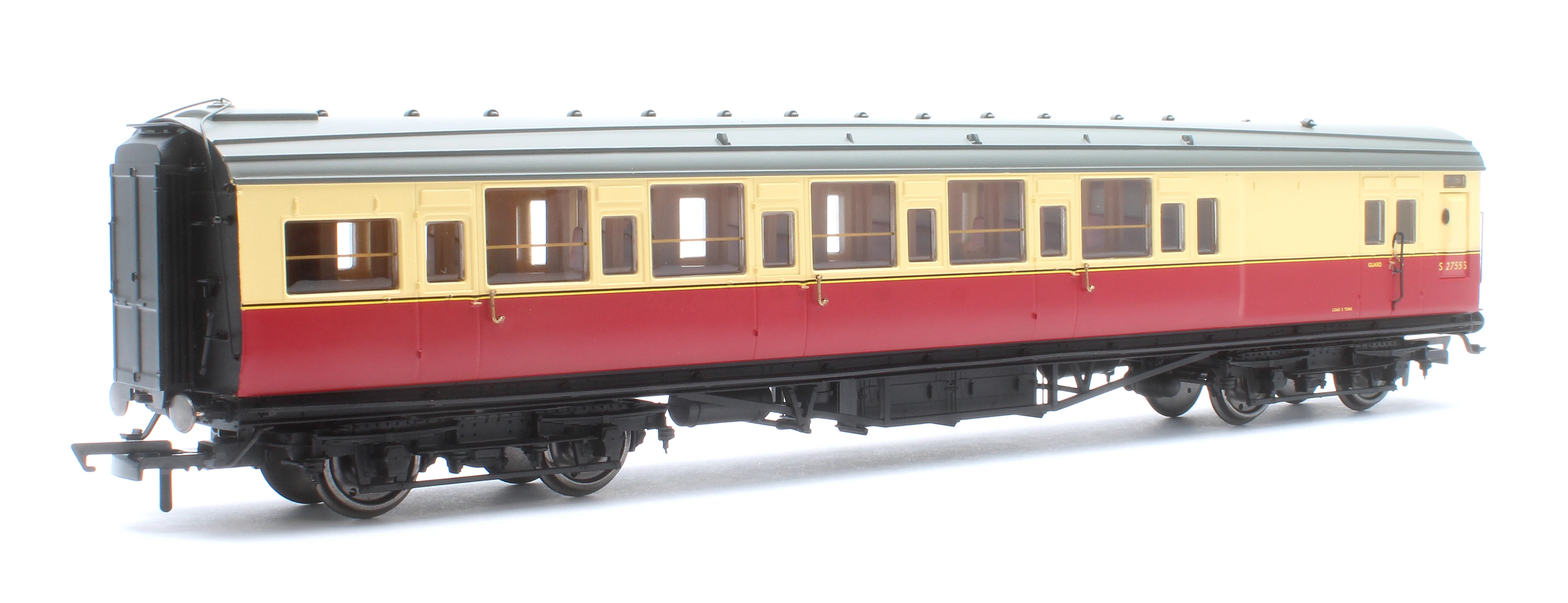 R40463 BR Maunsell Brake Third Class S2755S Set 226