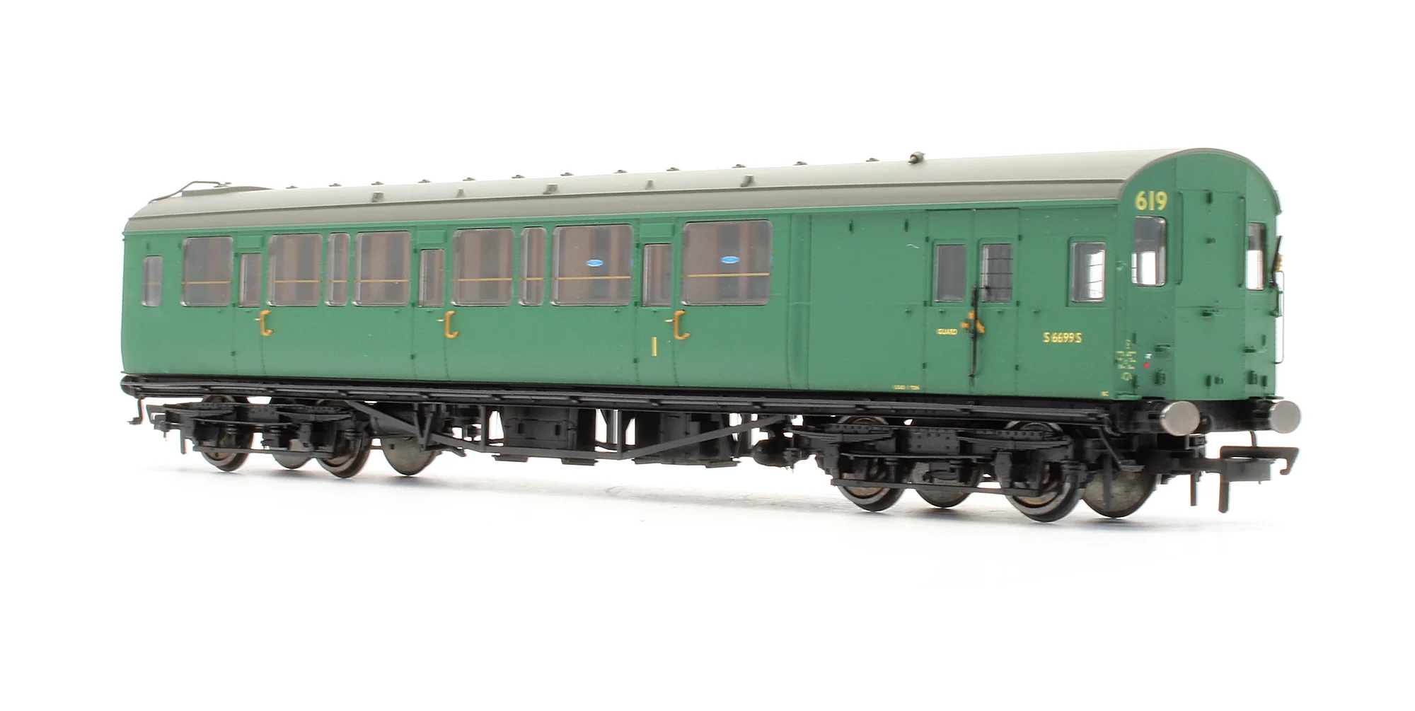 Pre-Owned R4534D BR Maunsell Push Pull Coach Pack - Image 3