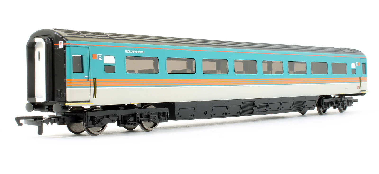 R4639 Midland Mainline MK3 Standard Open Coach '42194'