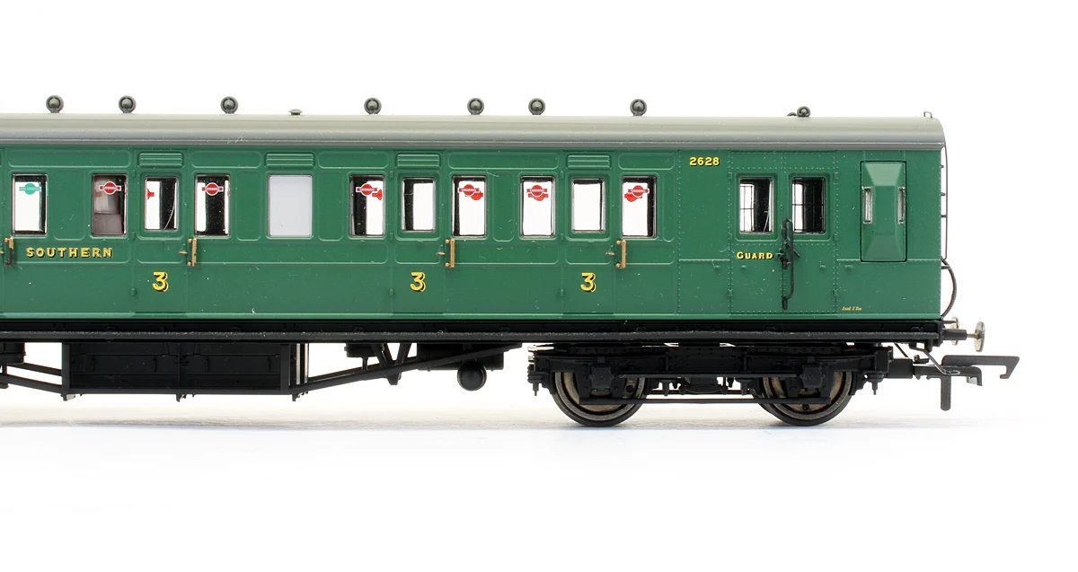 R4793 SR Ex-LSWR Non-Corridor Brake 3rd (Diag 98) Coach '2628' - Image 3