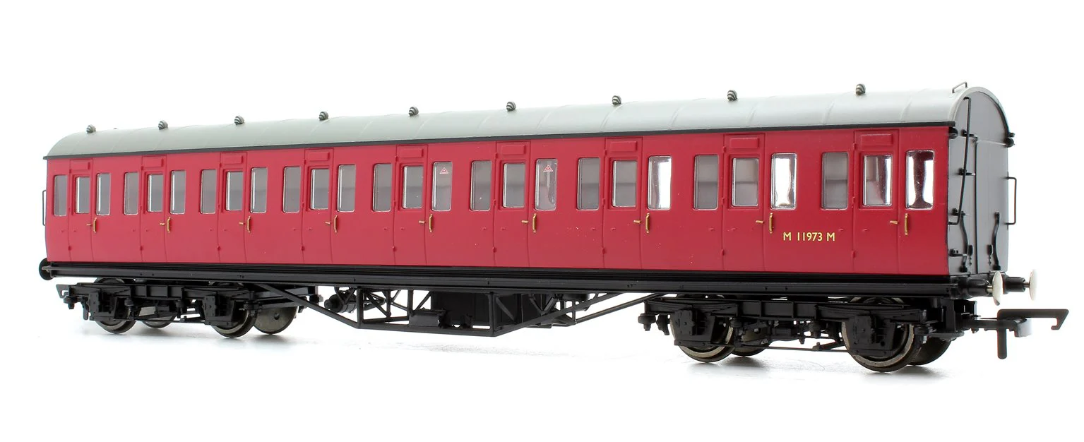 R4800 BR Ex-LMS Suburban Non-Corridor Third Class Coach 'M11973', Crimson - Image 2