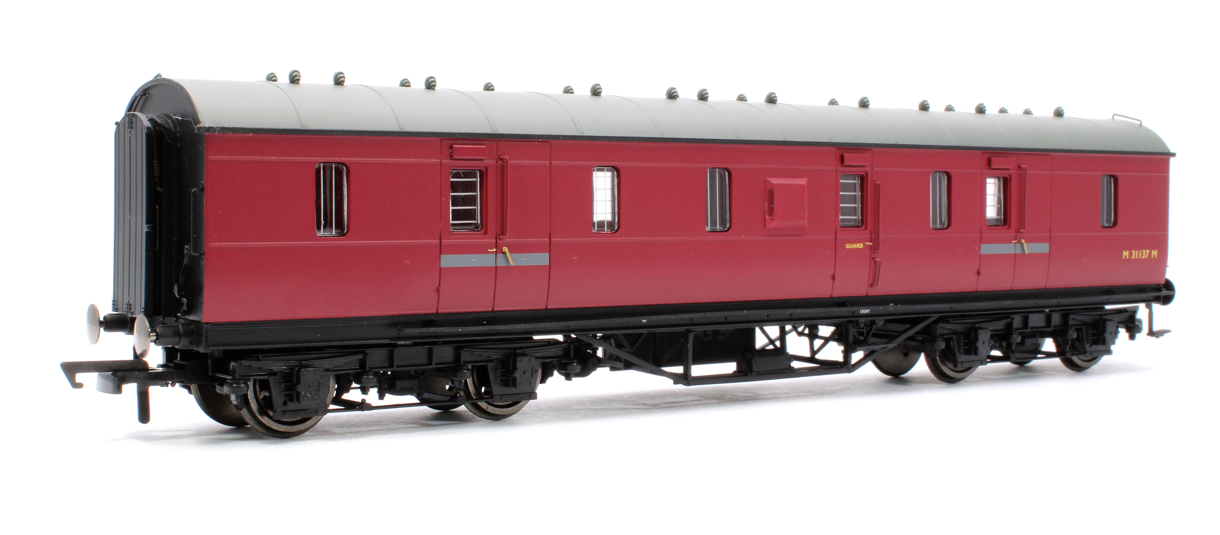 R4844 BR (Ex LMS) Passenger Brake No.M31137M
