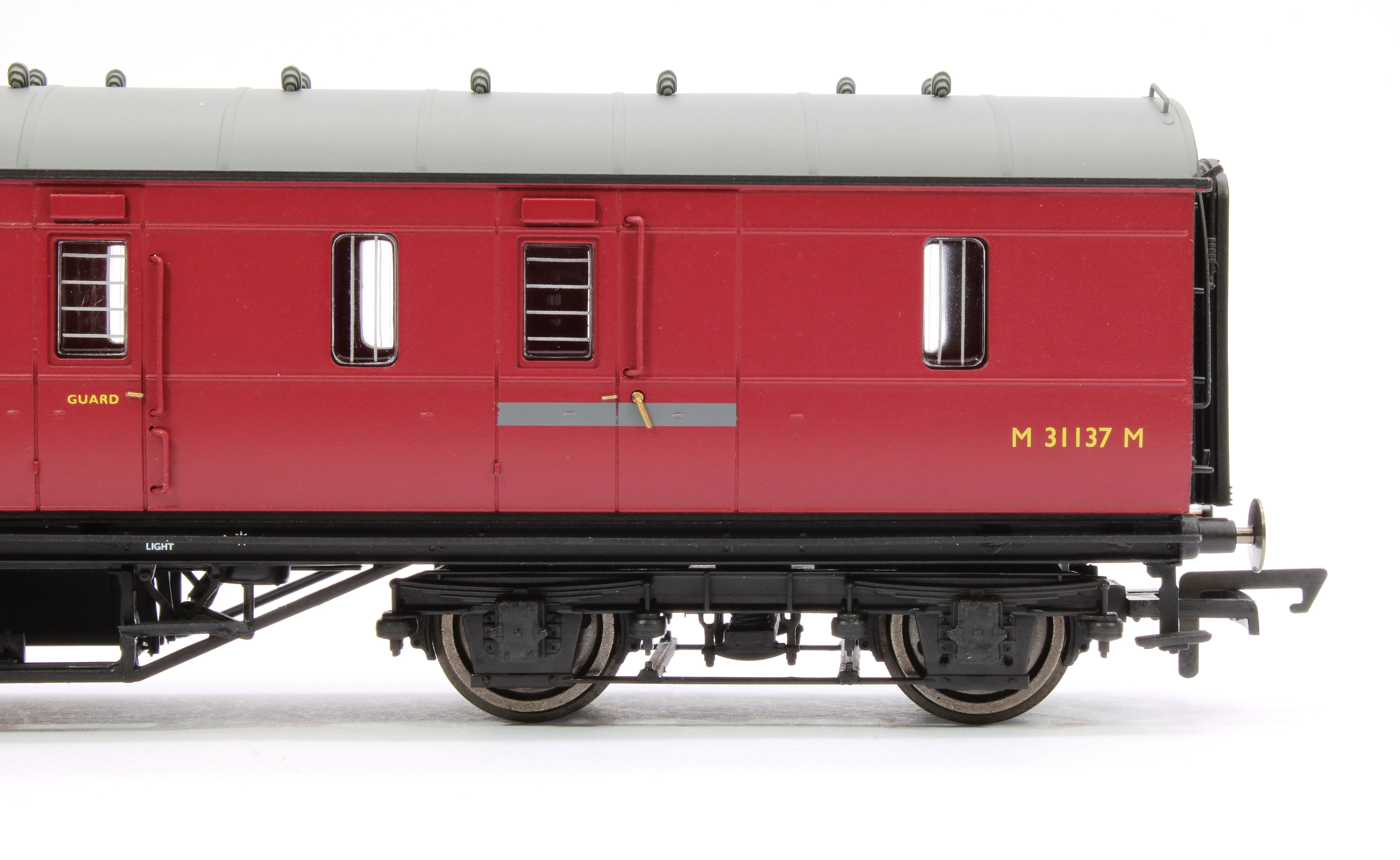 R4844 BR (Ex LMS) Passenger Brake No.M31137M - Image 3