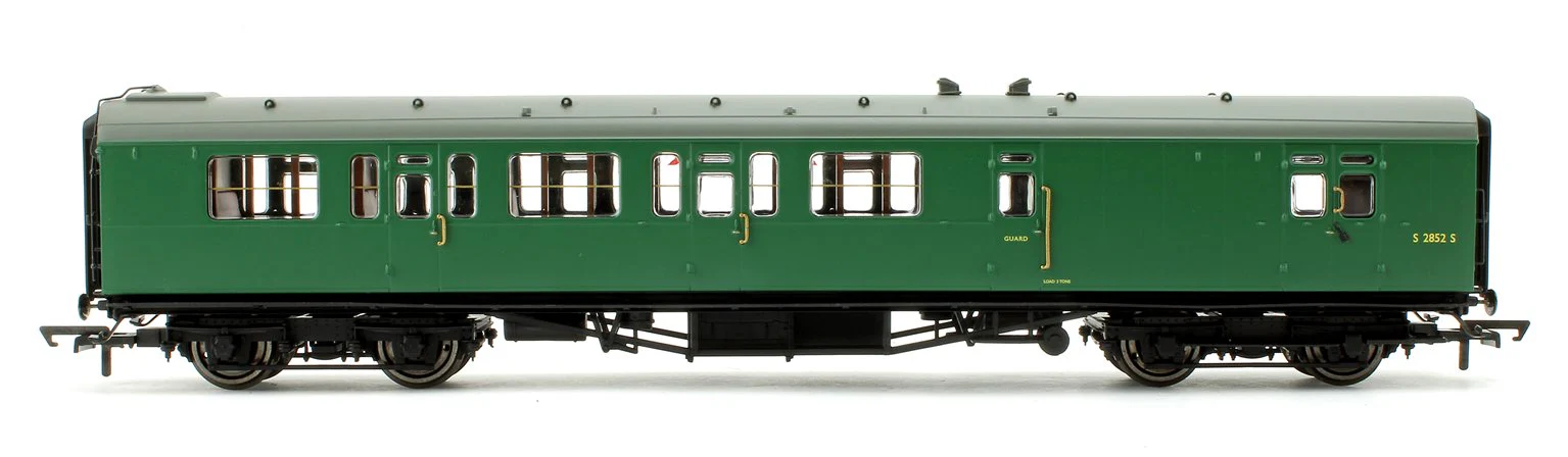 R4888A BR 59' Bulleid Suburban Corridor Brake Third Coach S2852S - Image 3