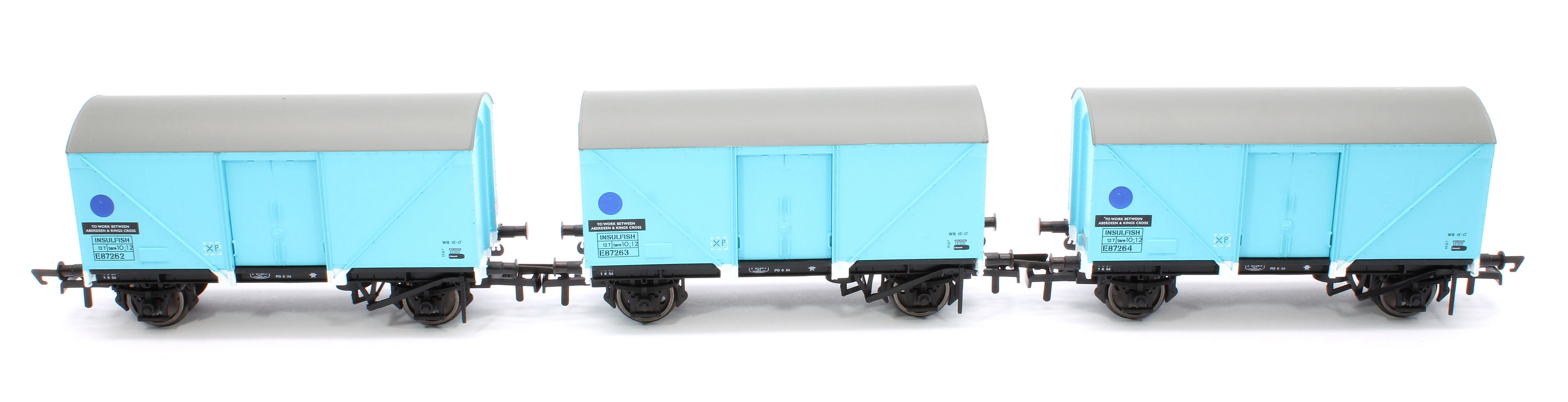 R60115 12T Fish Van BR Blue - 87262, 87263 & 87264 - Pack of 3 - Image 2