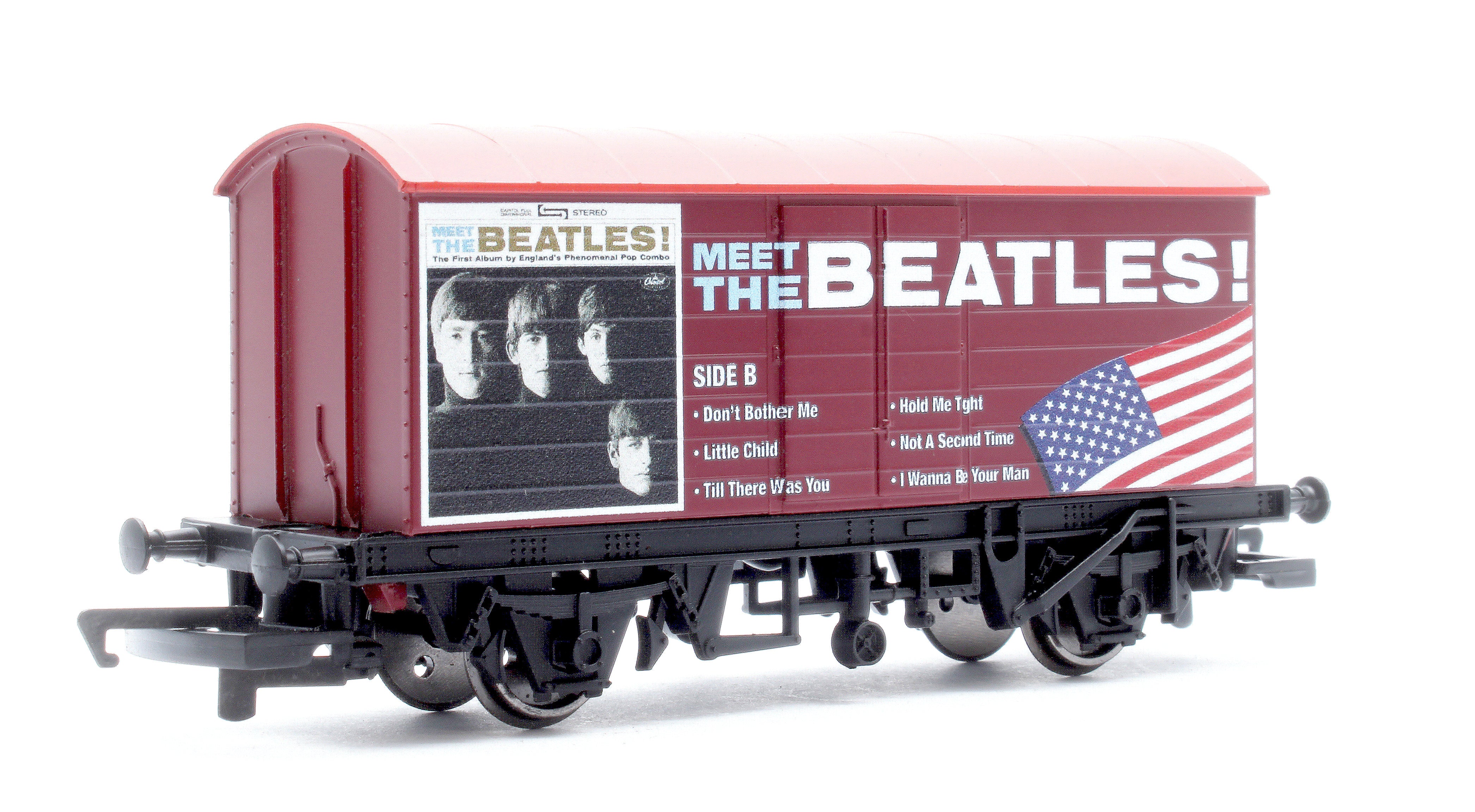 R60300 Meet The Beatles 'Please Please Me' US and UK Album Covers Wagon