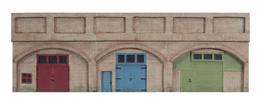 R7367 Skaledale Low Relief Viaduct with Lock Ups 2 Red Brick