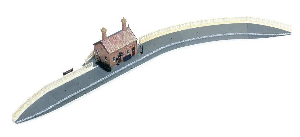 R8000 Skaledale Country Station Model Kit