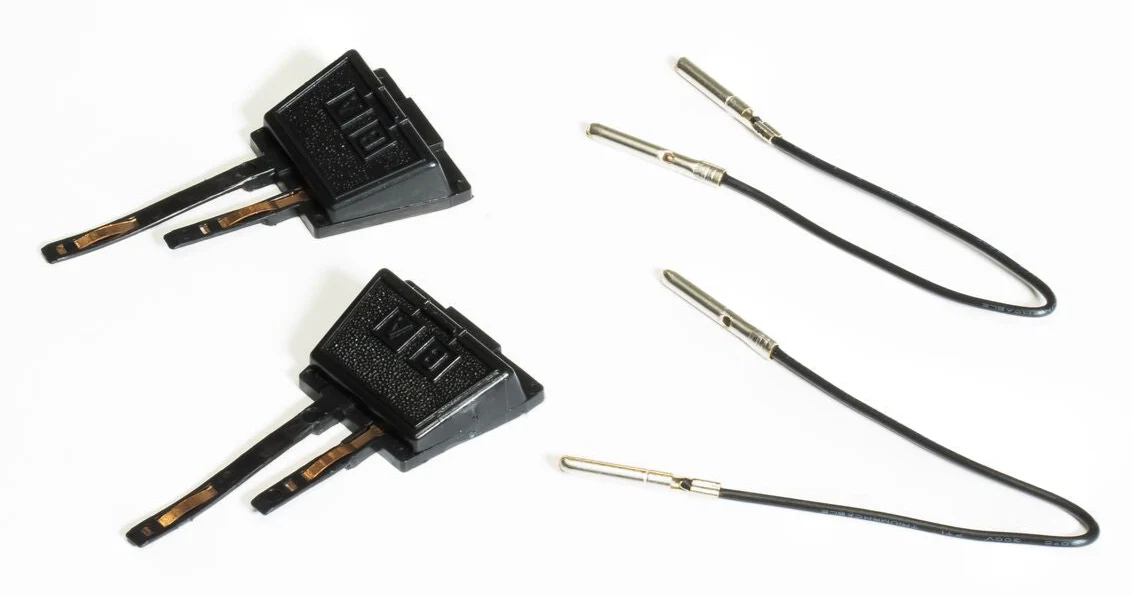 R8201 Track Link Wire Pack