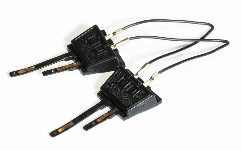 R8201 Track Link Wire Pack - Image 2