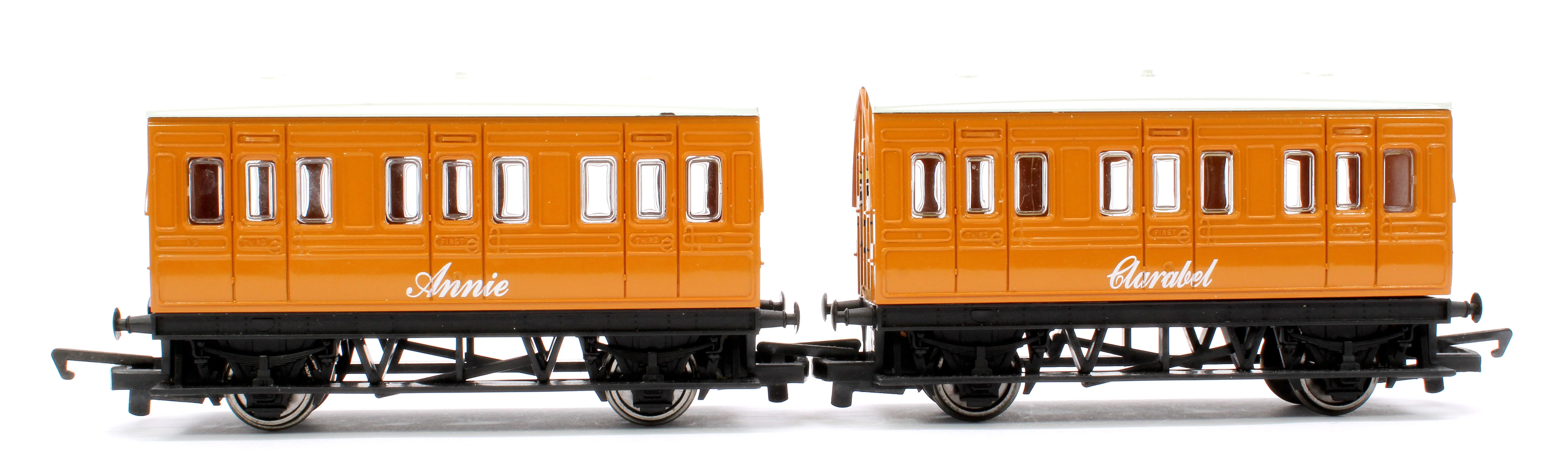 Pre-Owned R9293 Thomas & Friends 'Annie & Clarabel' - Image 2