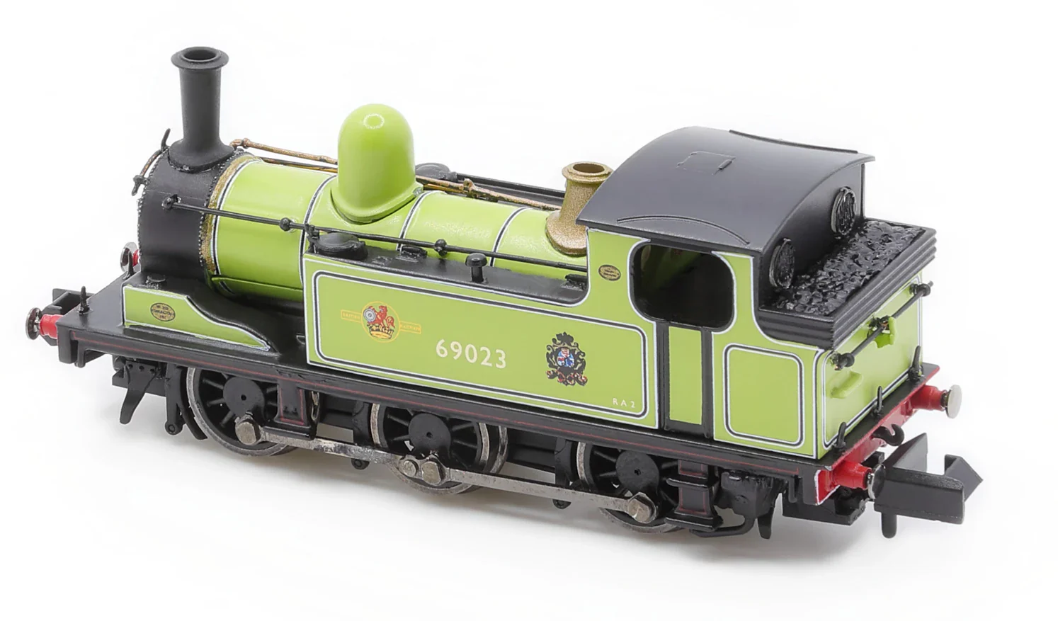 2S-022-008 J72 0-6-0 69023 BR Lined Apple Green (Preserved) NER & Late Crest Steam Tank Locomotive - Image 2