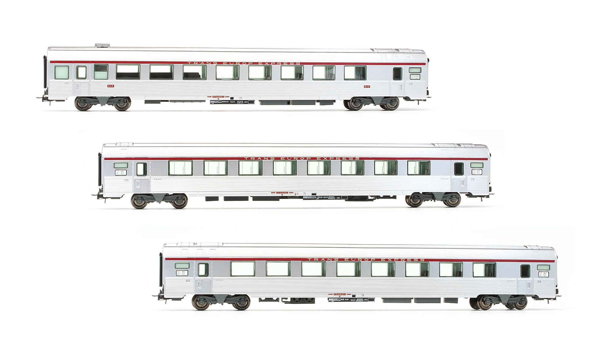 HJ4144 Pre-Owned SNCF TEE 3 Car Coach Set