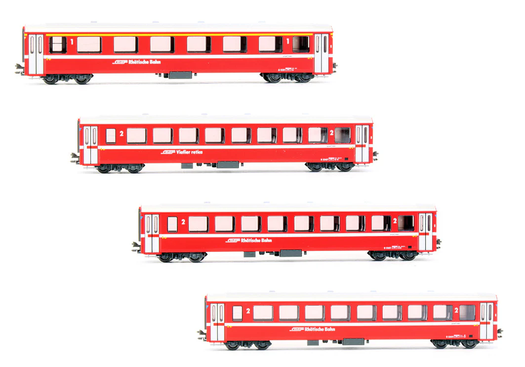 10-1413 -177598 RhB EW1 Red 4 Coach Set (4)