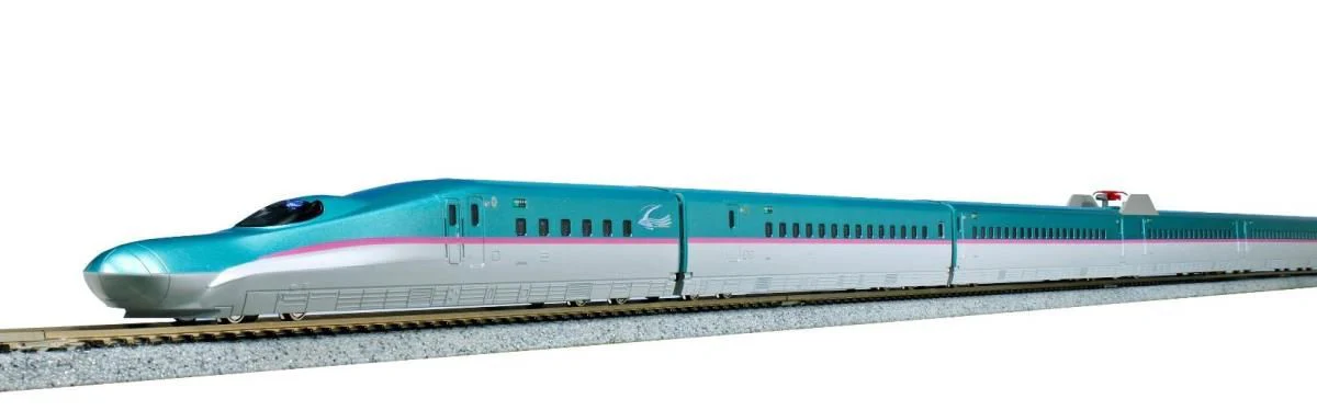 10-1663 JR E5 Series Shinkansen Hayabusa 3 Car Powered Set