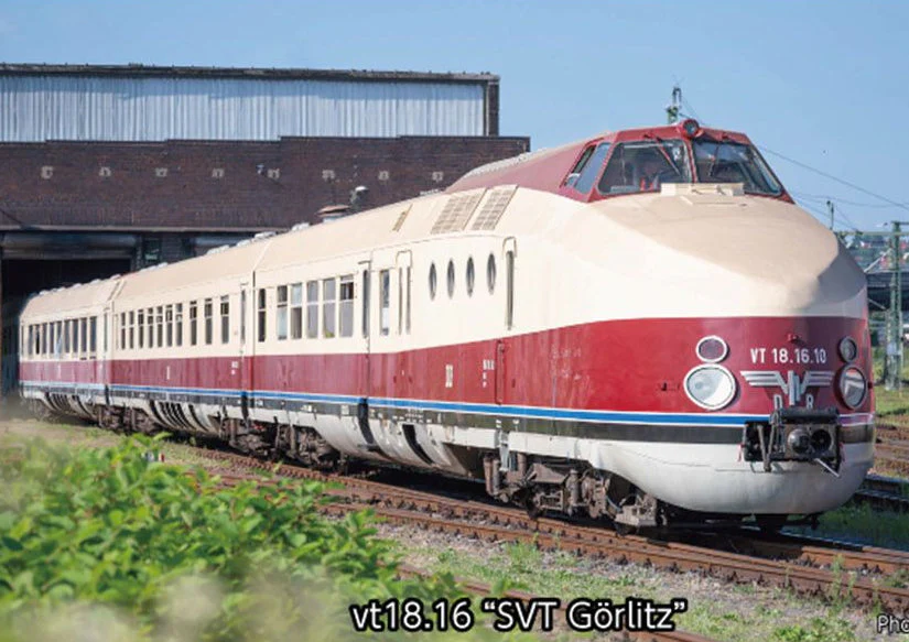 10-713-9 DR VT18.16 SVT Gorlitz 4 Car DMU III