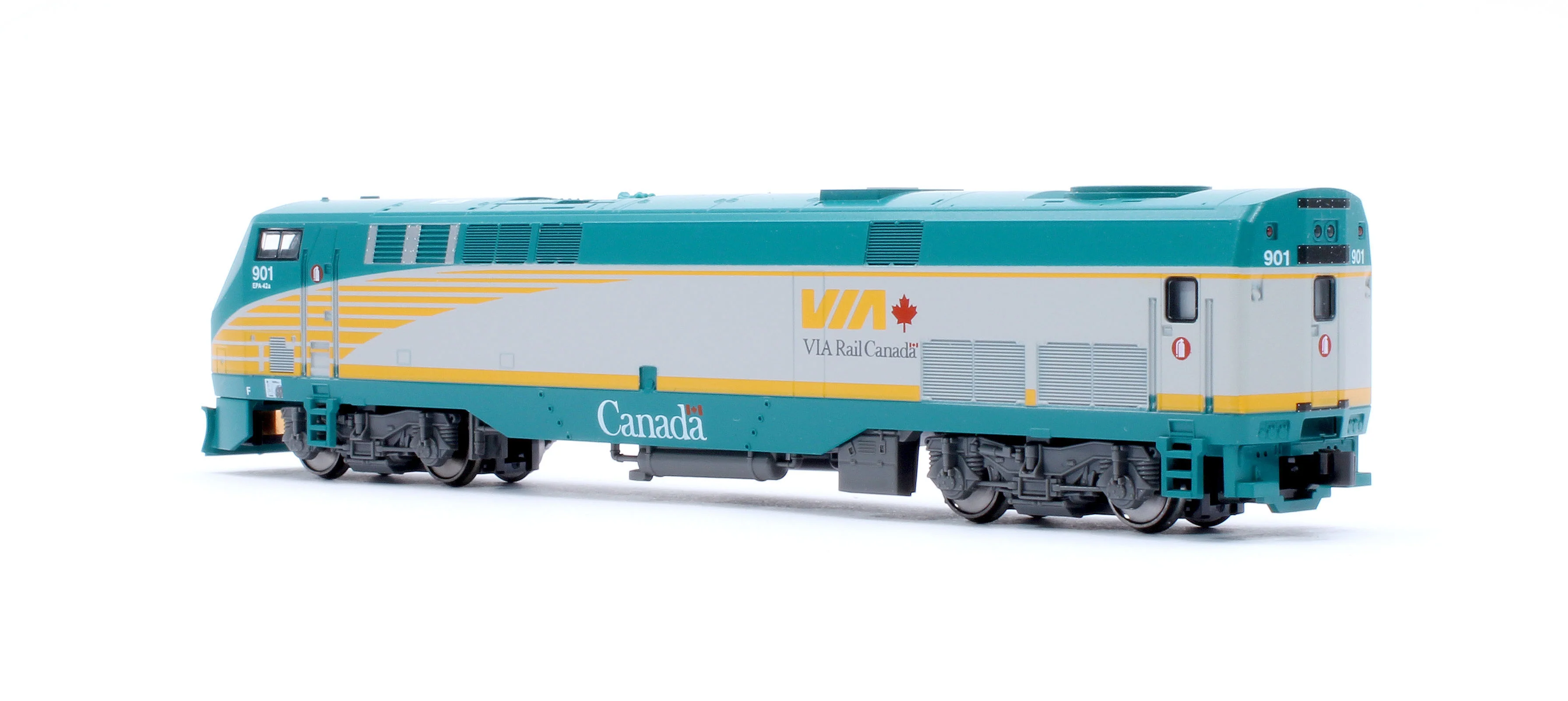 176-6042-S GE P42 VIA Rail 901 Diesel Locomotive - Sound Fitted - Image 2