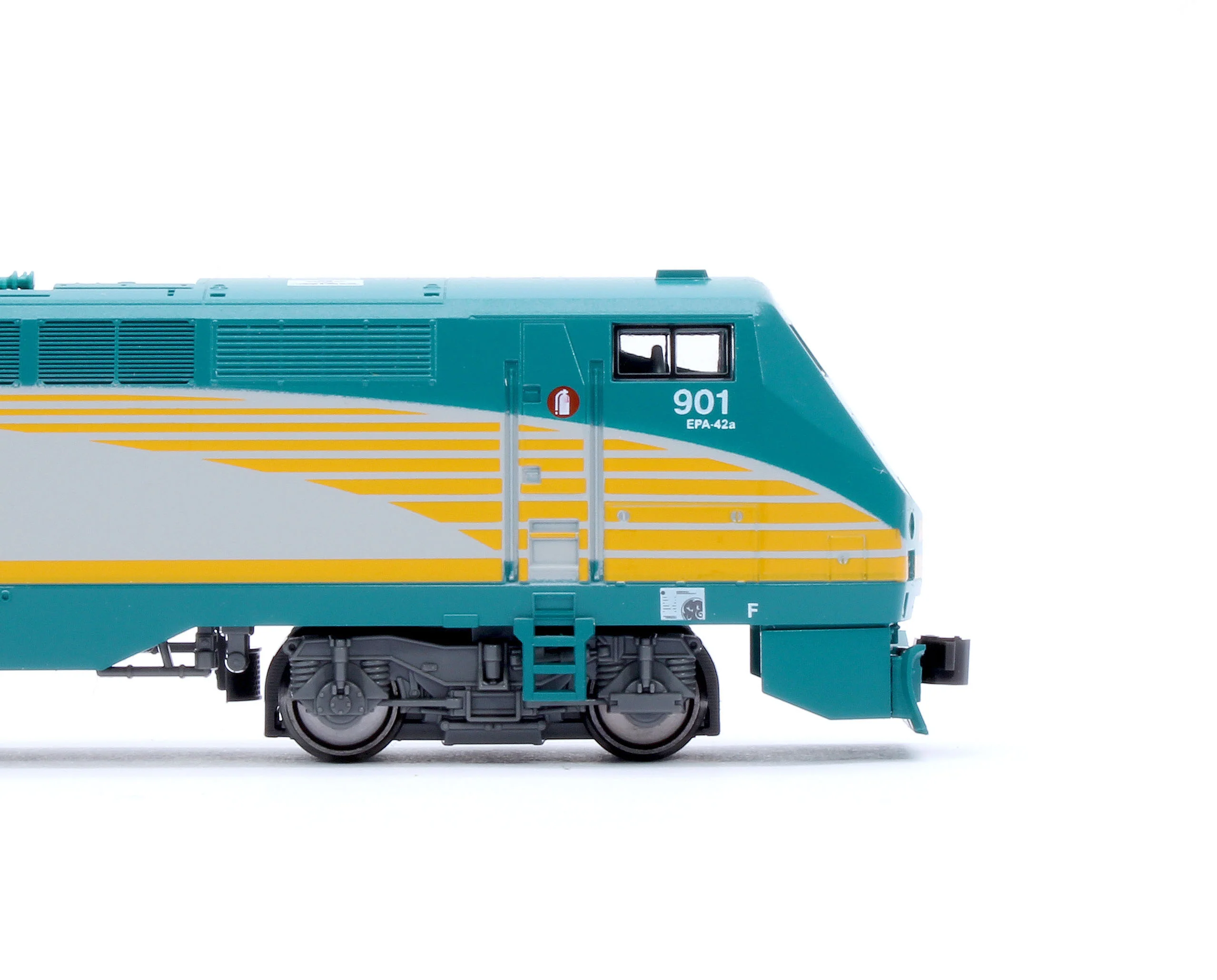 176-6042-S GE P42 VIA Rail 901 Diesel Locomotive - Sound Fitted - Image 9