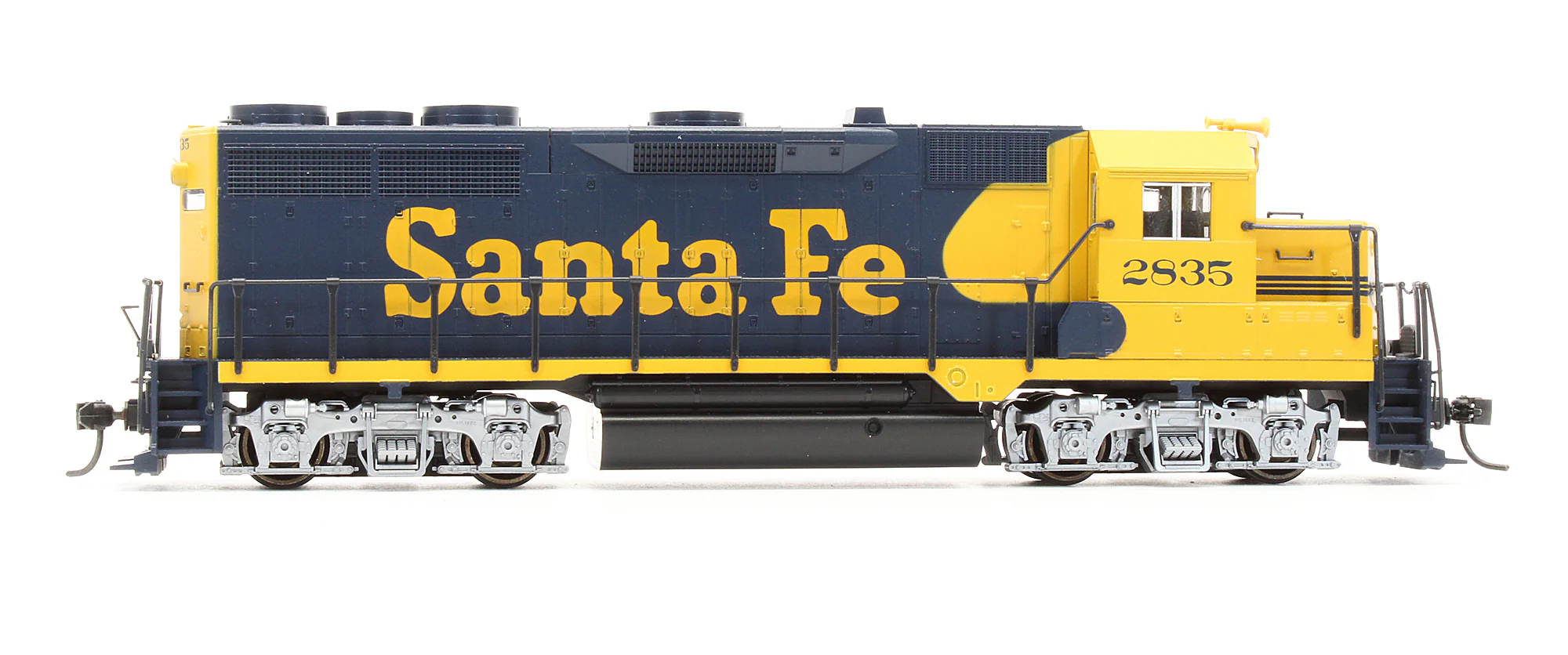 37-041 Pre-Owned EMD GP35 Phase 1b Diesel Locomotive AT & Santa Fe - Road #2835 Warbonnet - Image 3
