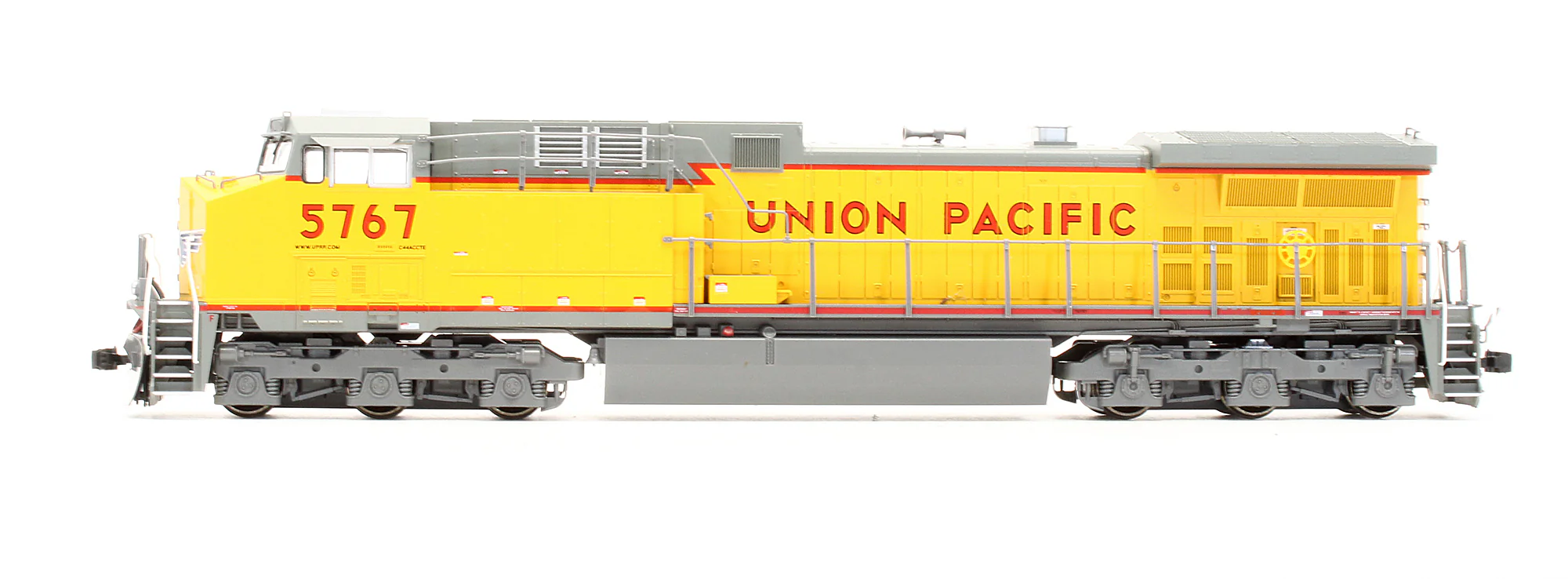 37-6436-1 Pre-Owned AC4400CW Diesel Locomotive Union Pacific - Road #5767 - DCC Sound - Image 4