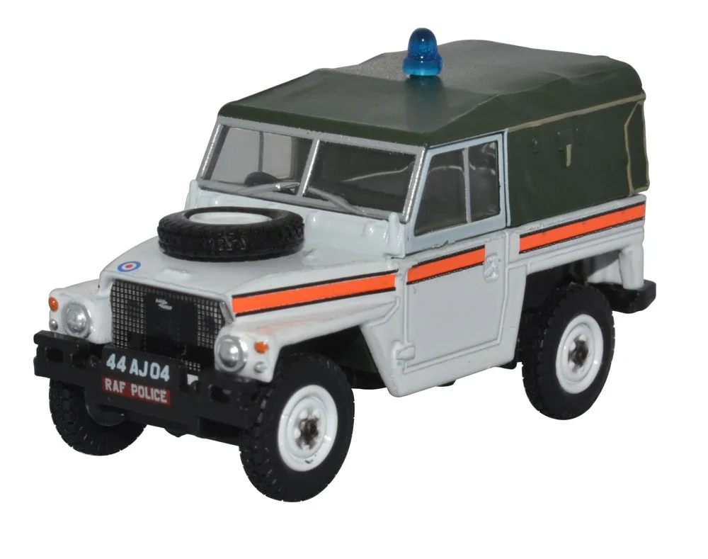 76LRL010 Land Rover Lightweight RAF Police Akrotiri