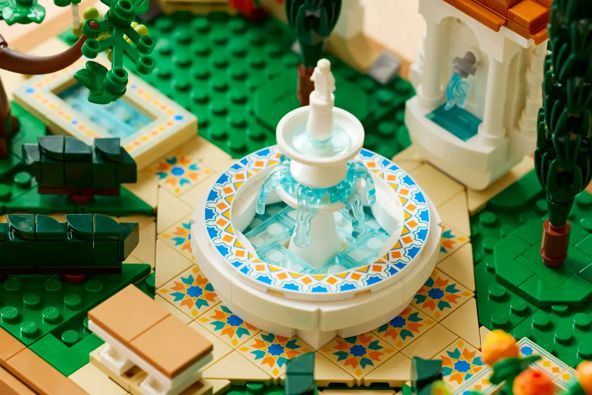 10359 Lego Icons Fountain Garden - 10359 - Image 9