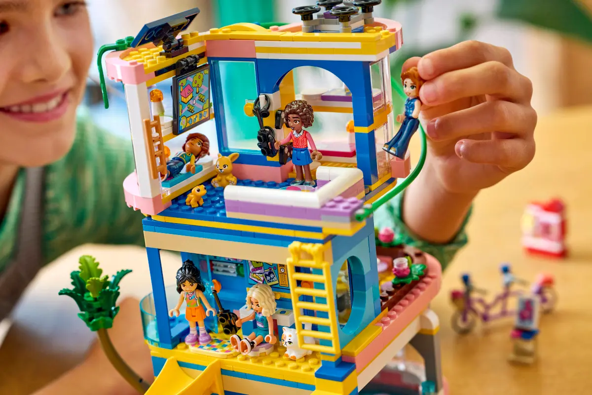 42689 Lego Friends Heartlake City Friends Club House - 42689 - Image 9