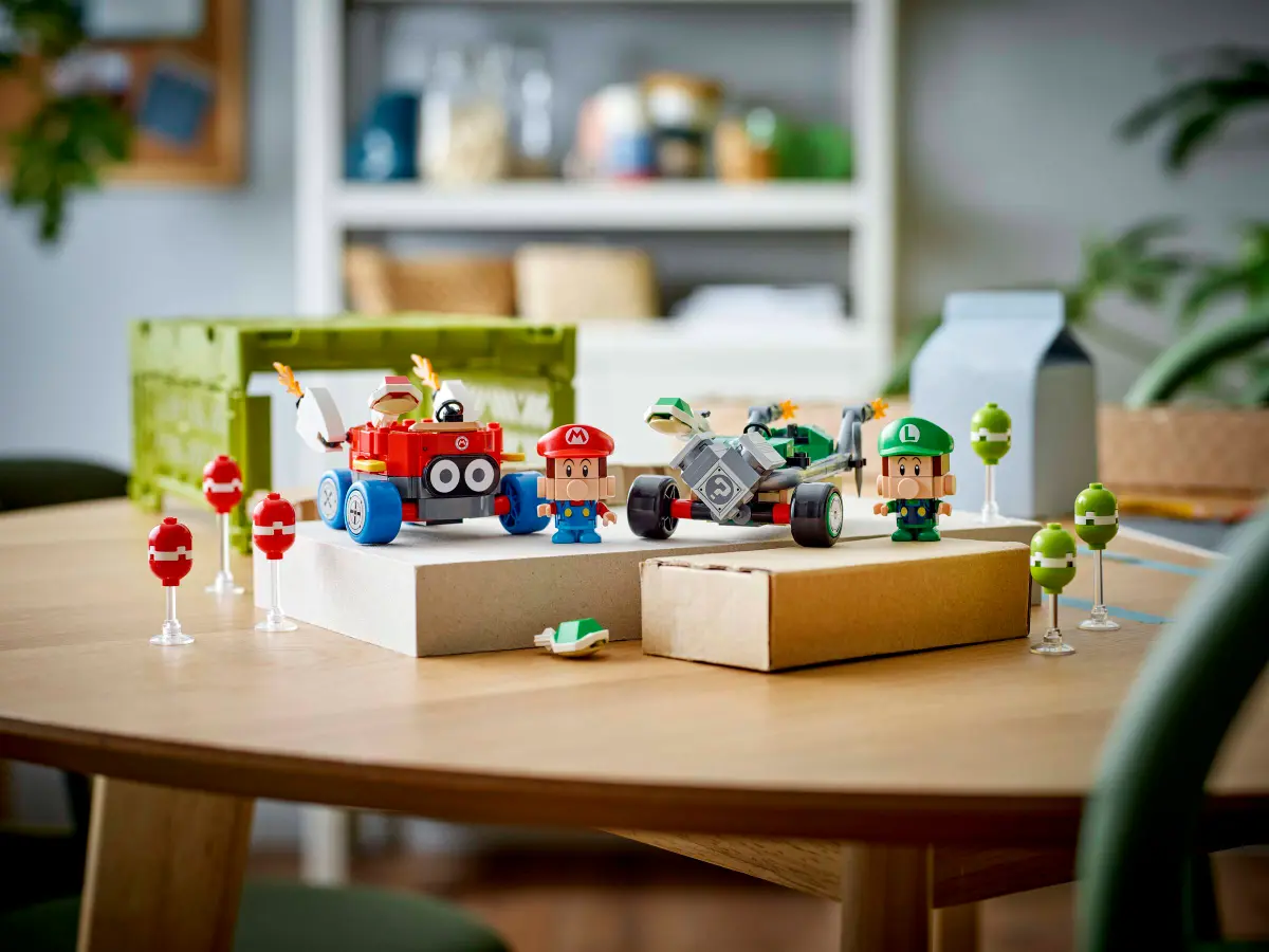 72034 Lego Super Mario™ Mario Kart™ – Baby Mario vs. Baby Luigi - 72034 - Image 8