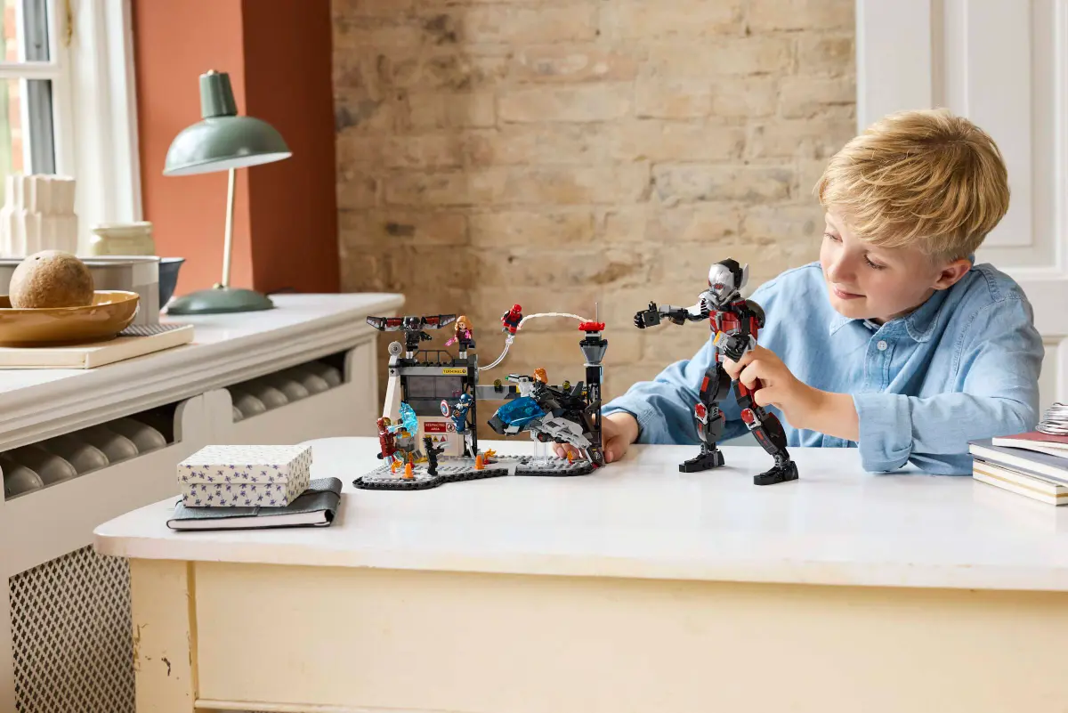 76314 Lego Marvel Captain America: Civil War Action Battle - 76314 - Image 7