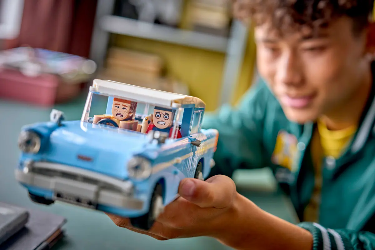 76470 Lego Harry Potterâ„¢ Enchanted Flying Ford Angliaâ„¢ - 76470 - Image 8