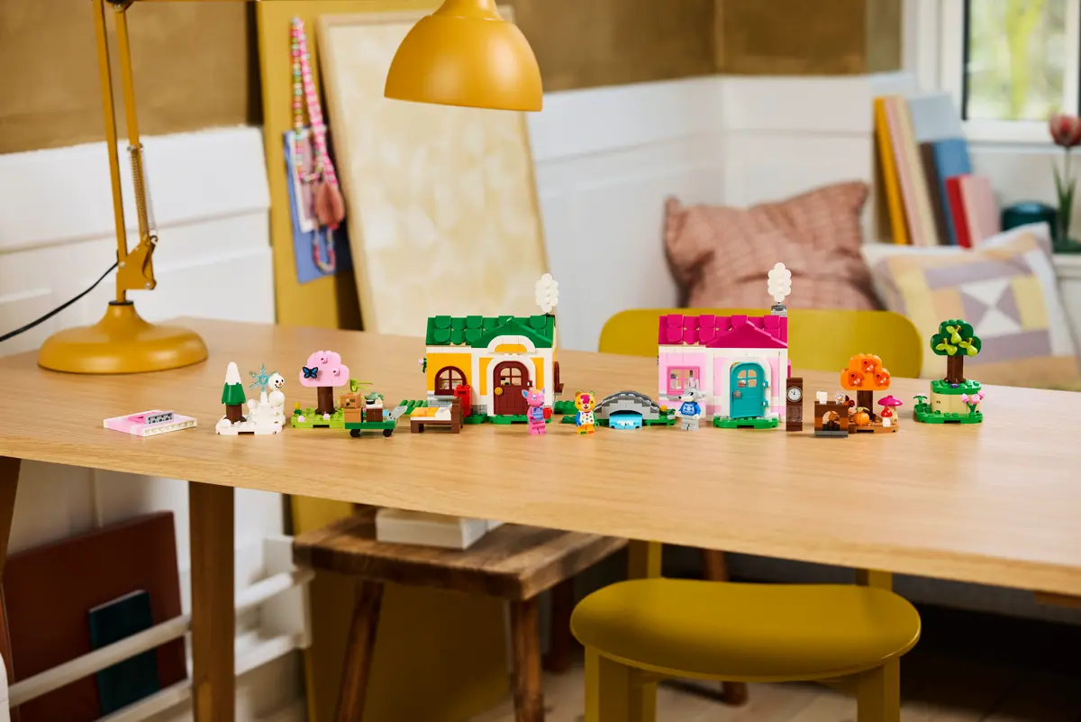 77057 Lego Animal Crossingâ„¢ Creative Houses: Seasons of Fun - 77057 - Image 11