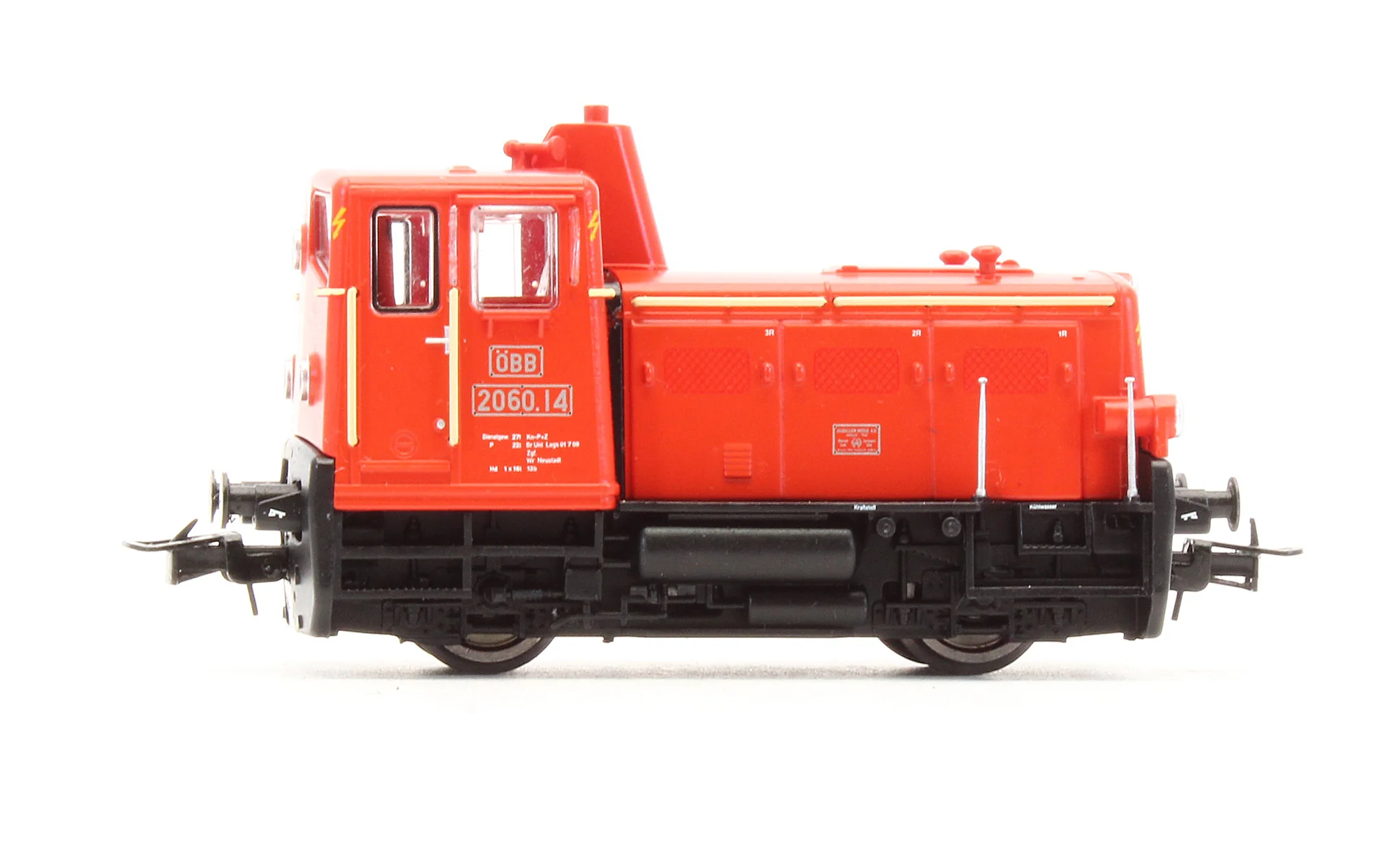 L132473 Pre-Owned OBB 2060.14 Diesel Locomotive - Image 3