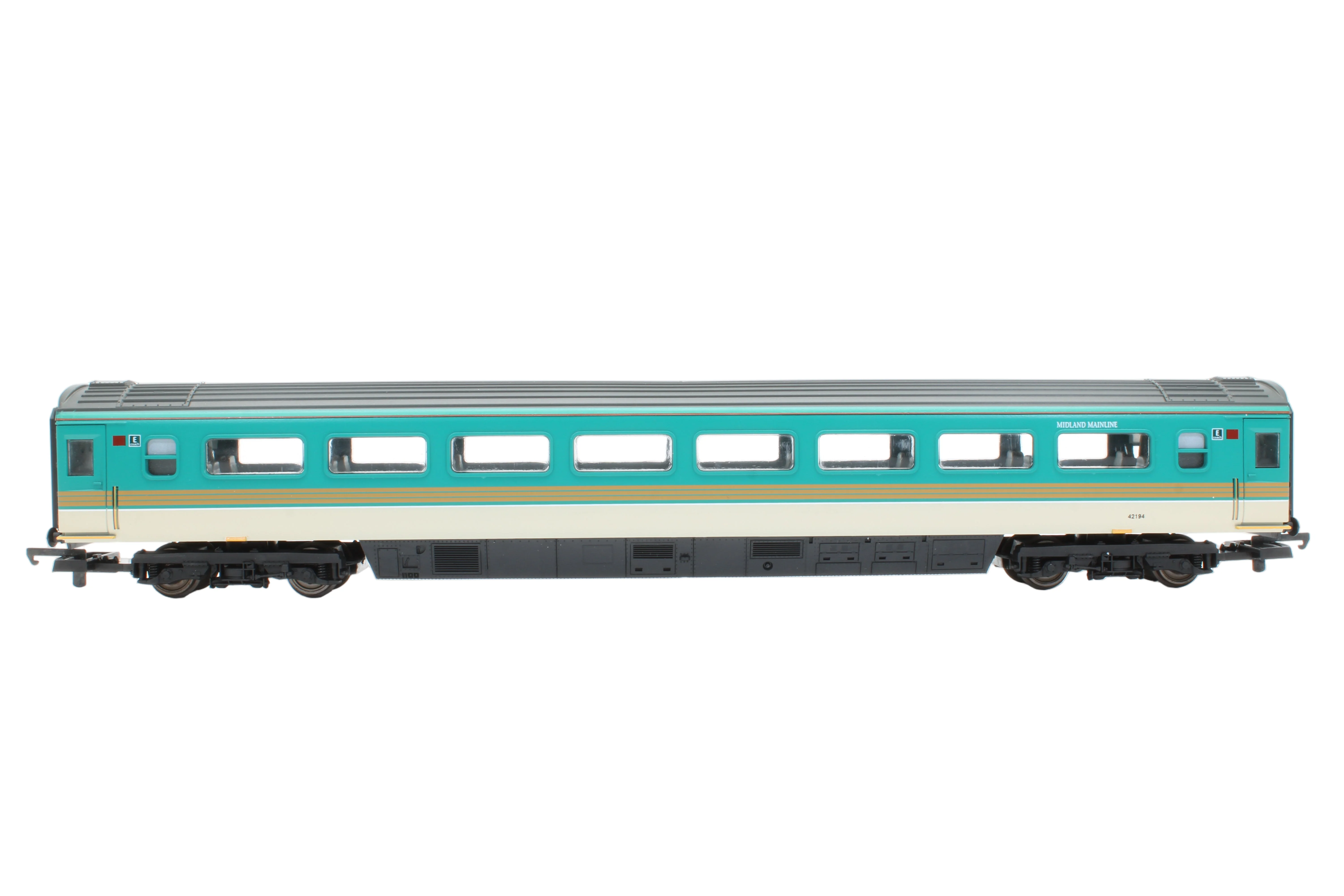 L305418 Pre-Owned Midland Mainline MK3 2nd Class Coach MM42194 - Image 3