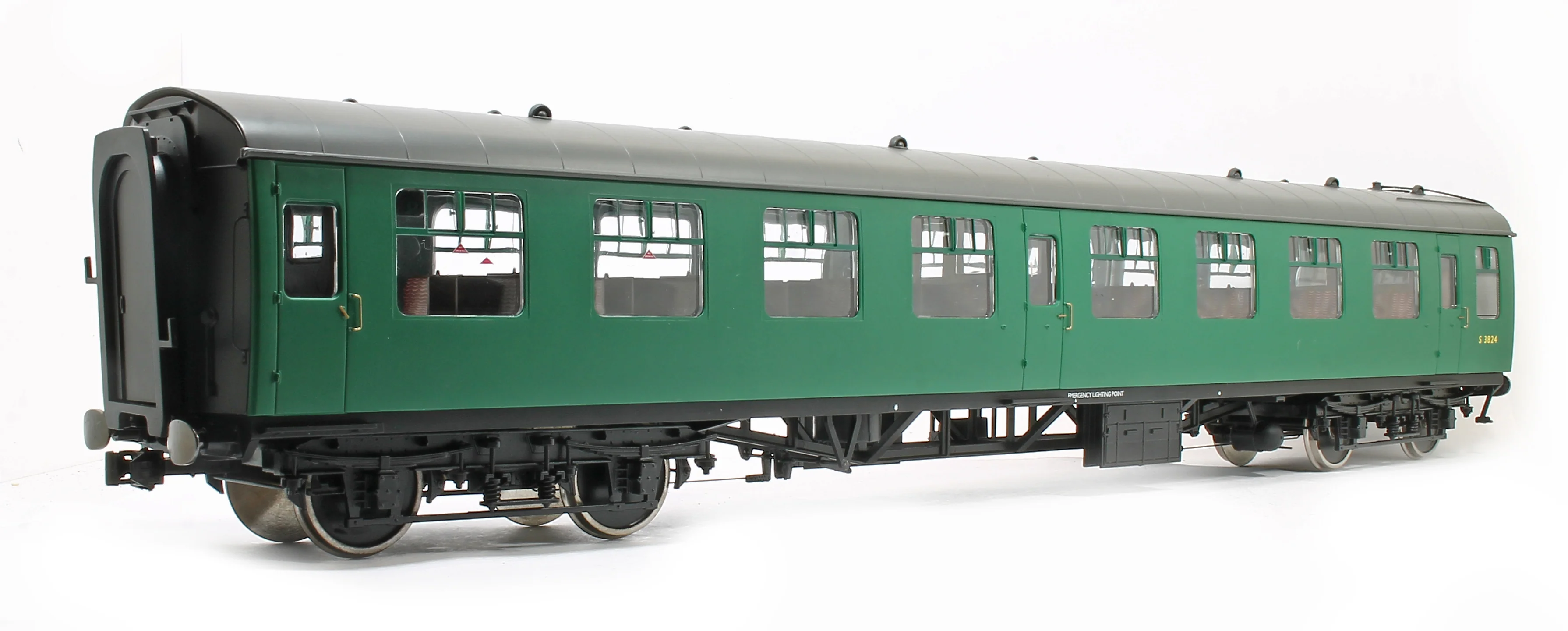 7P-001-102 BR SR Green MK1 SO Coach No. S3824 - Image 2