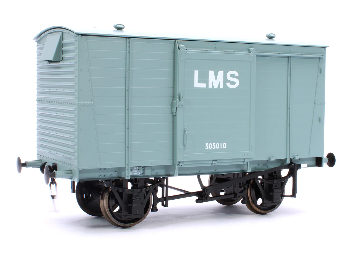 7F-065-001 LMS Standard 12T Van Grey 505010